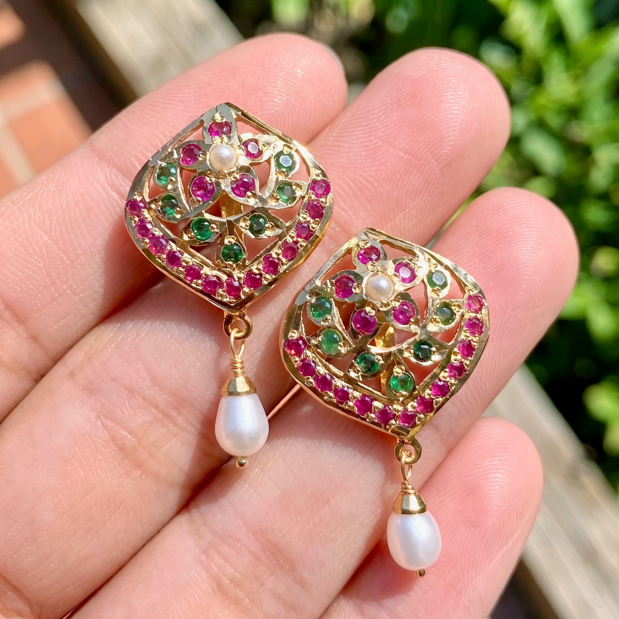 ruby emerald pearl tops