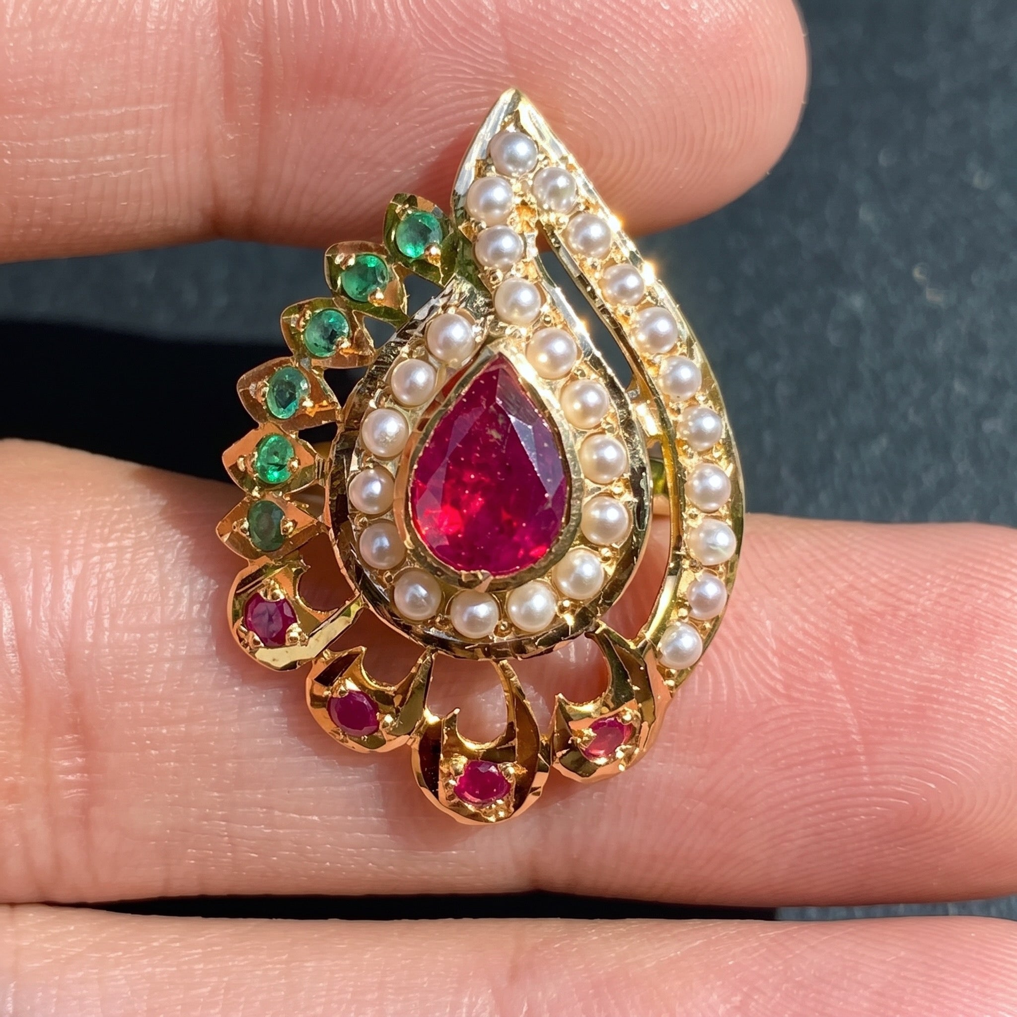 22k gold ruby ring