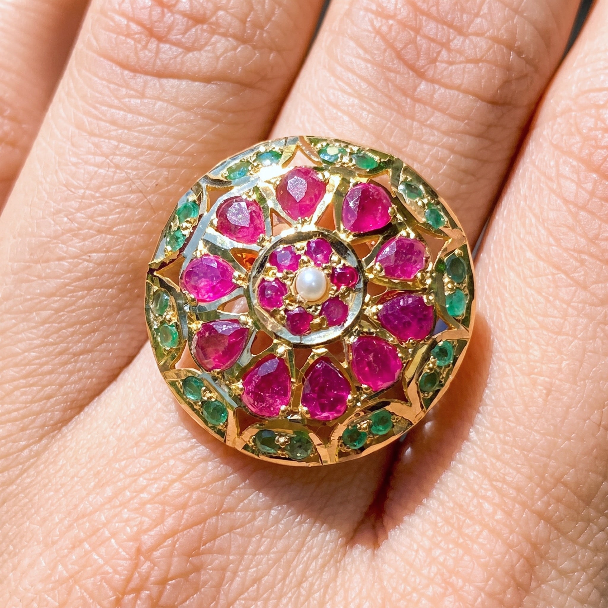jadau gold ring for girls
