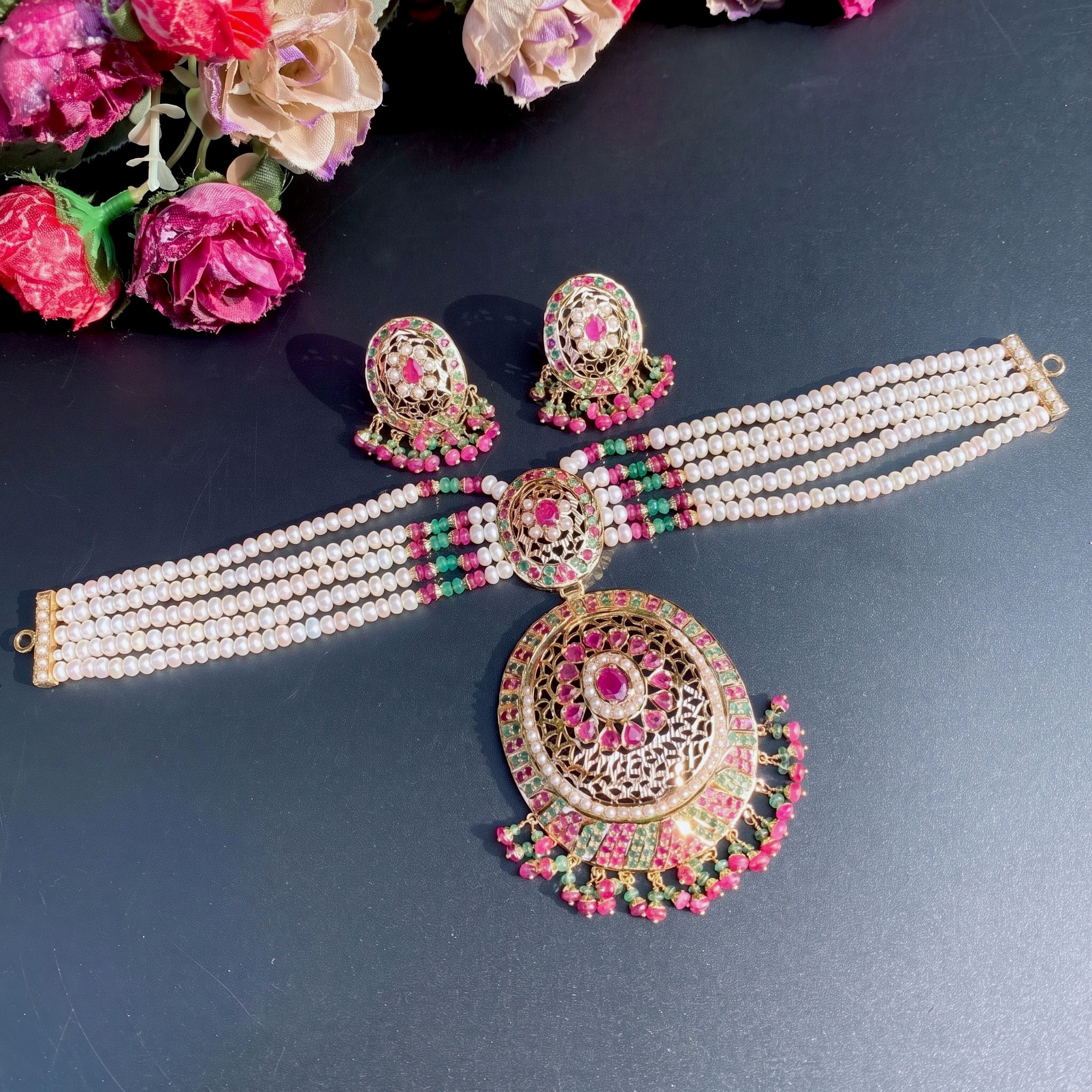 gold choker set