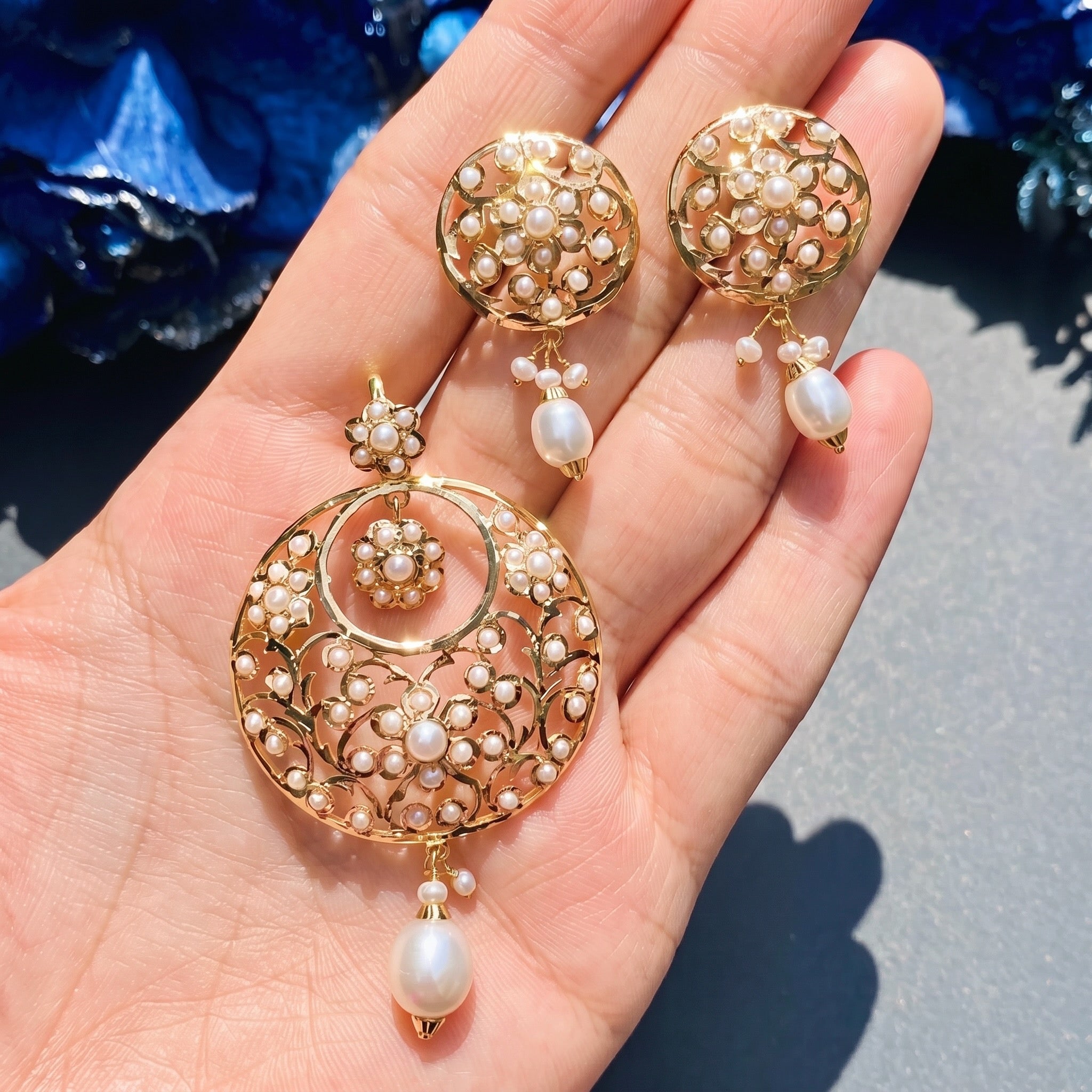Floral Chandbali shaped Pearl Pendant & Studs in 22ct Gold GPS 068