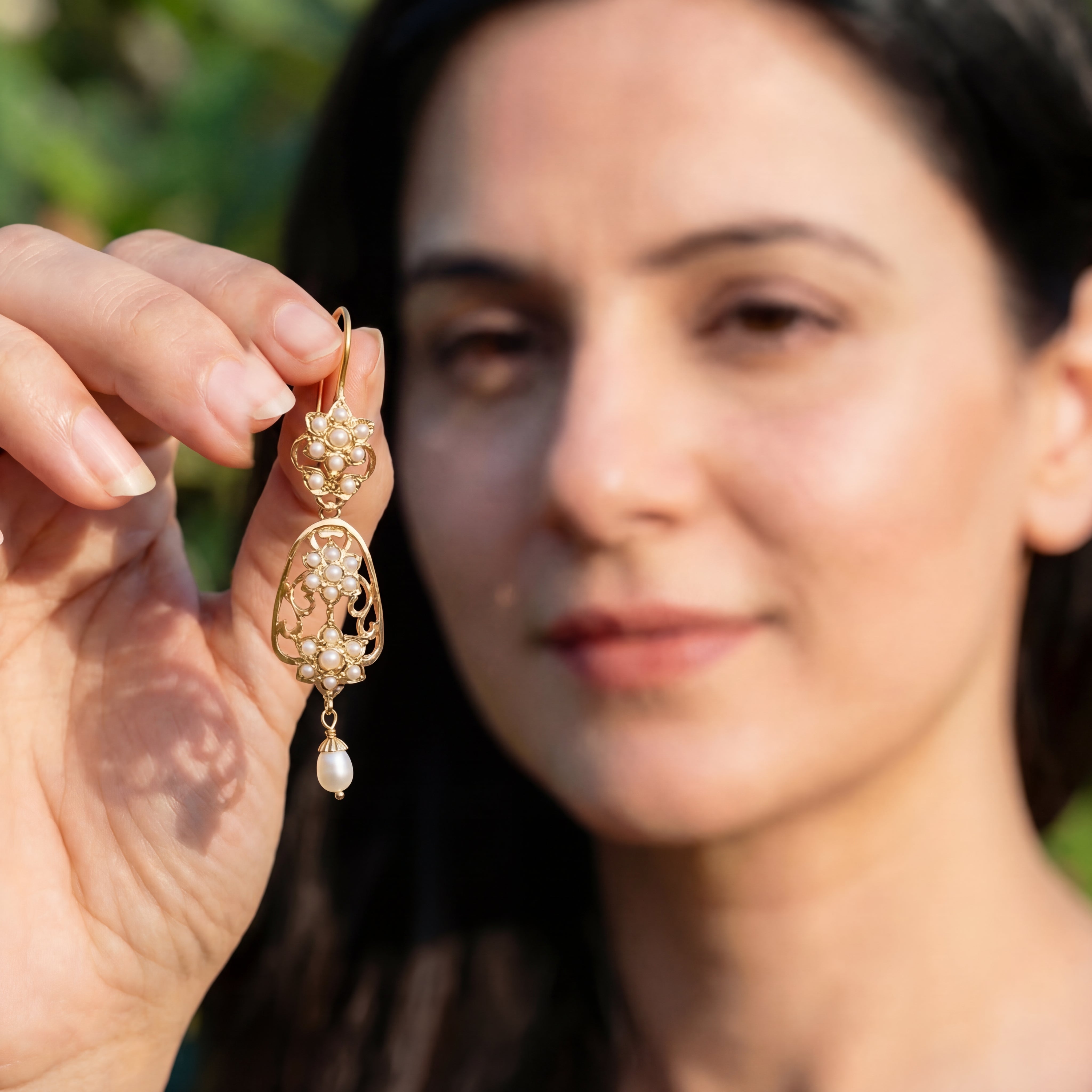 22K గోల్డ్ GER 050లో పూల పెర్ల్ చెవిపోగులు