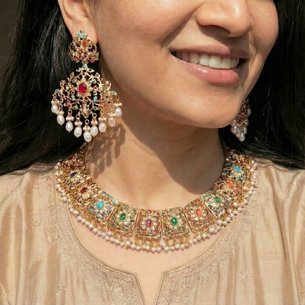 ब्राइडल नवरात्रि नेकलेस सेट | ब्रॉड नेकलेस | स्टेटमेंट इयररिंग्स NS 338