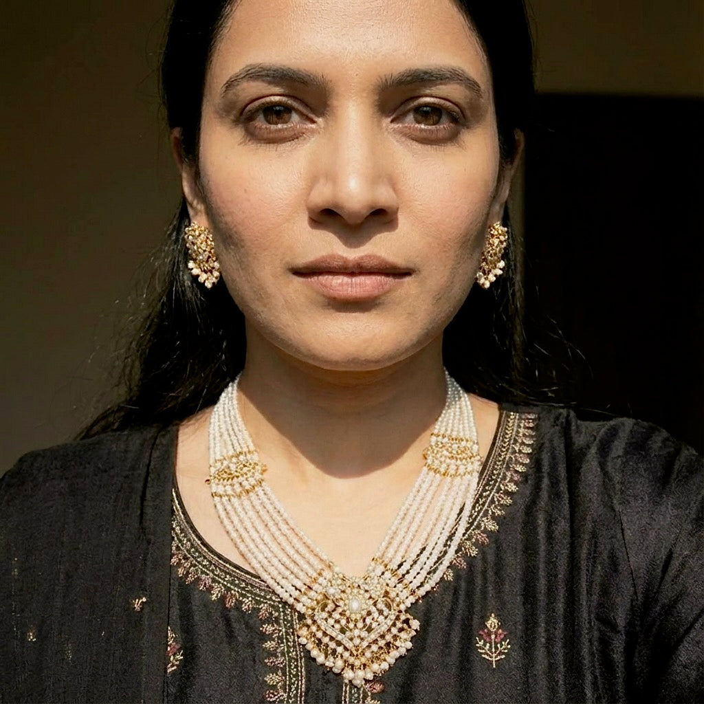 పెర్ల్ రాణి హార్ సెట్ | మంచినీటి ముత్యాల NS 290తో బంగారు పూత & అలంకరించబడింది