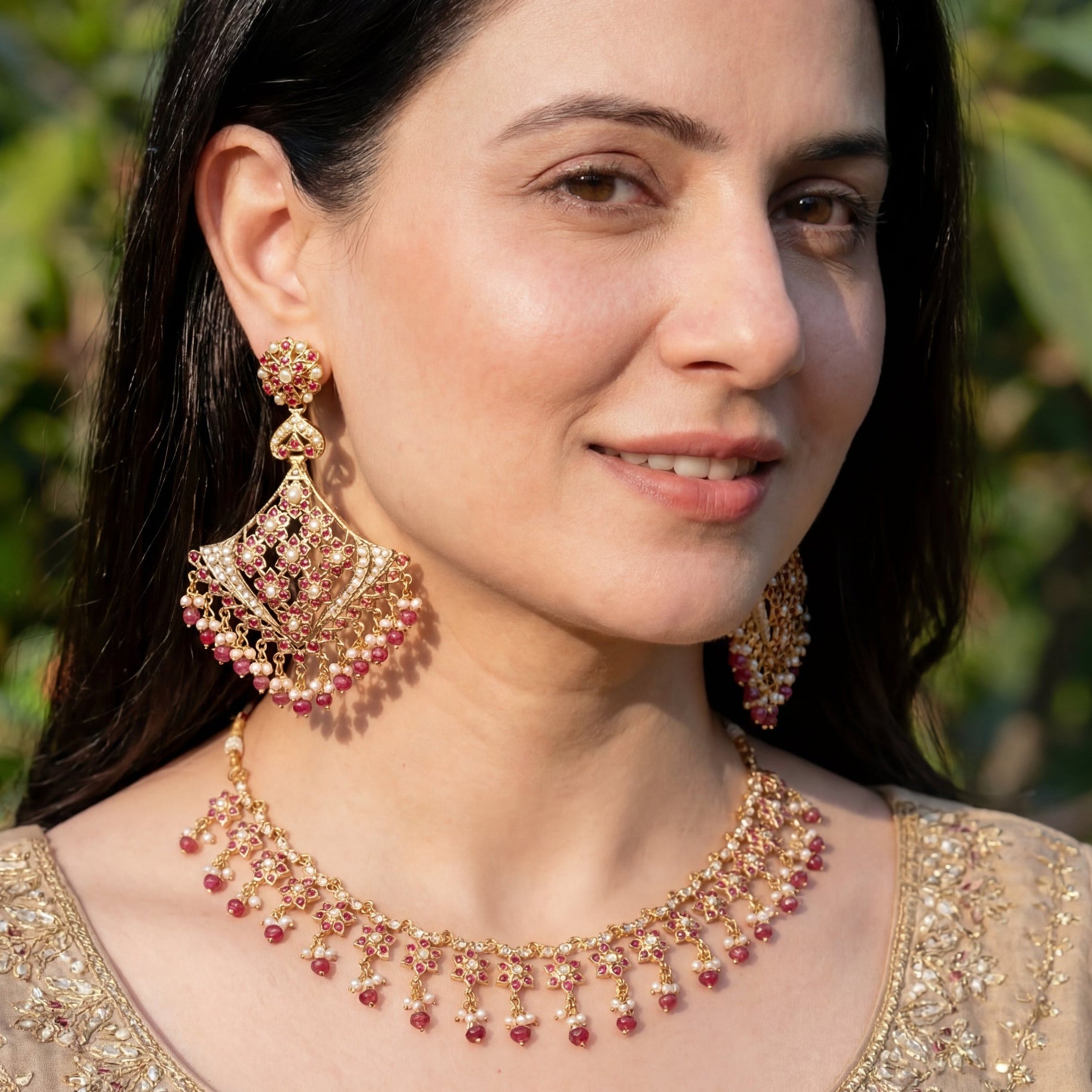 Dainty Necklace with Statement Earrings | Ruby Jadau Set on Silver NS 328