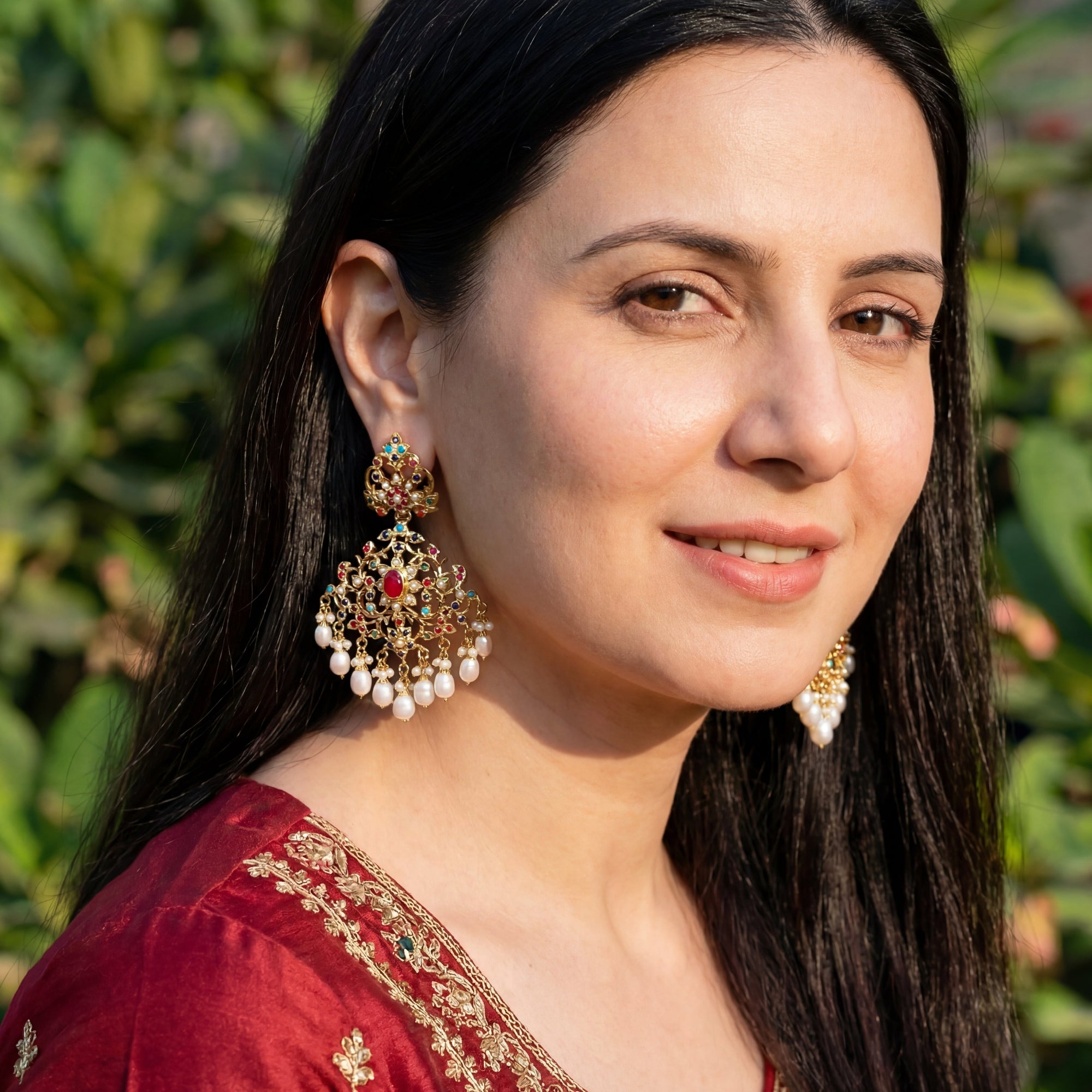 ప్రకటన స్త్రీలకు నవరత్న చెవిపోగులు | పార్టీ వేర్ | పంజాబీ చెవిపోగులు ER 338E