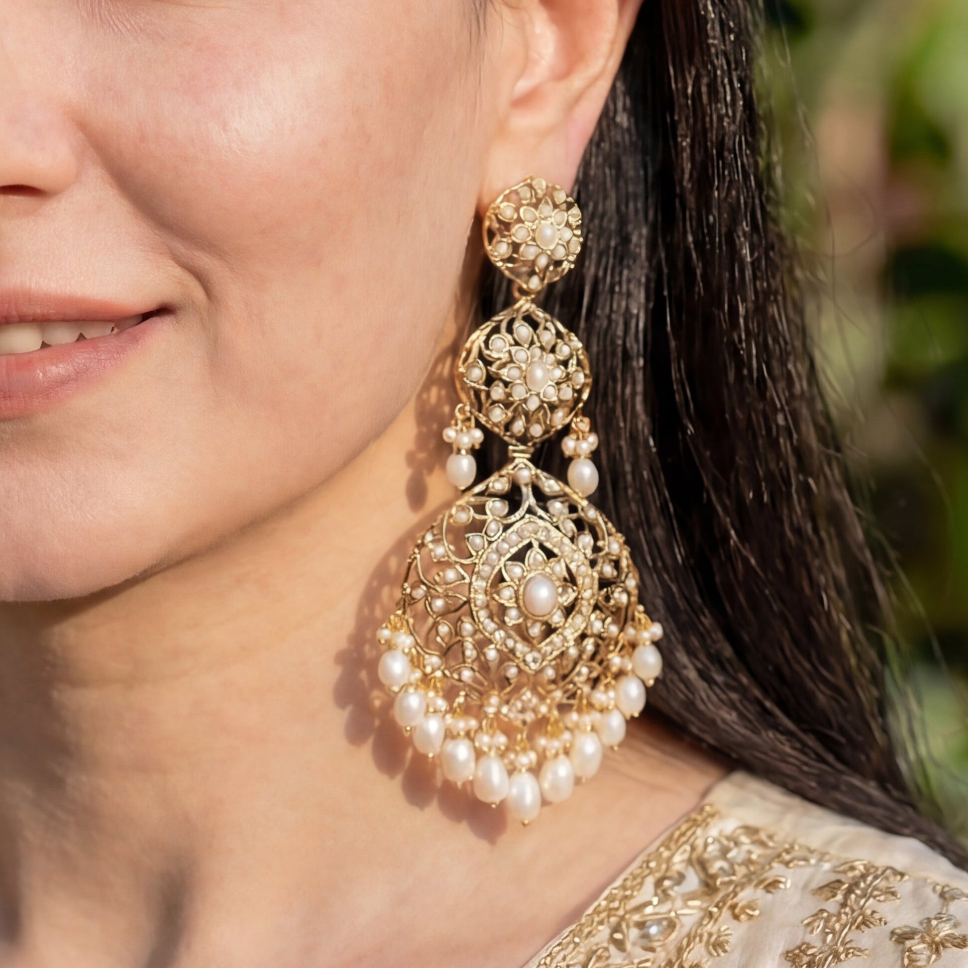 ప్రకటన ముత్యాల డాంగ్లర్స్ | ప్రామాణికమైన మంచినీటి ముత్యాలు | స్టెర్లింగ్ సిల్వర్ ER 595