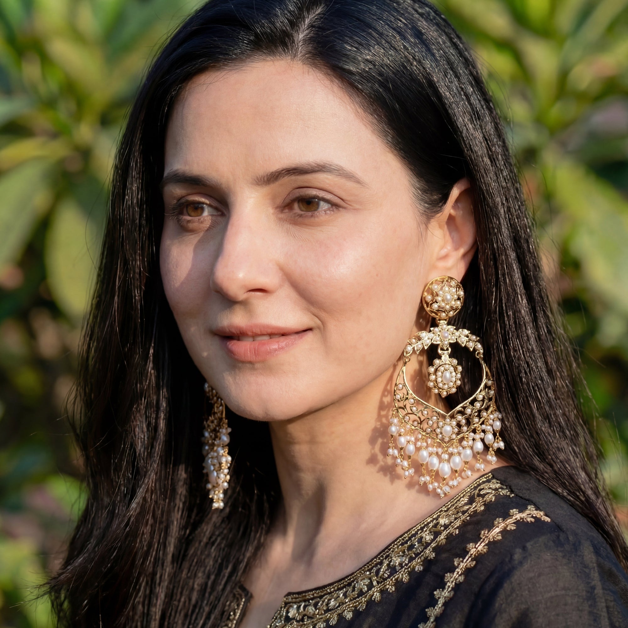 స్టేట్మెంట్ పెర్ల్ చంద్బాలీ చెవిపోగులు | పెర్ల్ డాంగిల్ డ్రాప్ చెవిపోగులు | ER 651