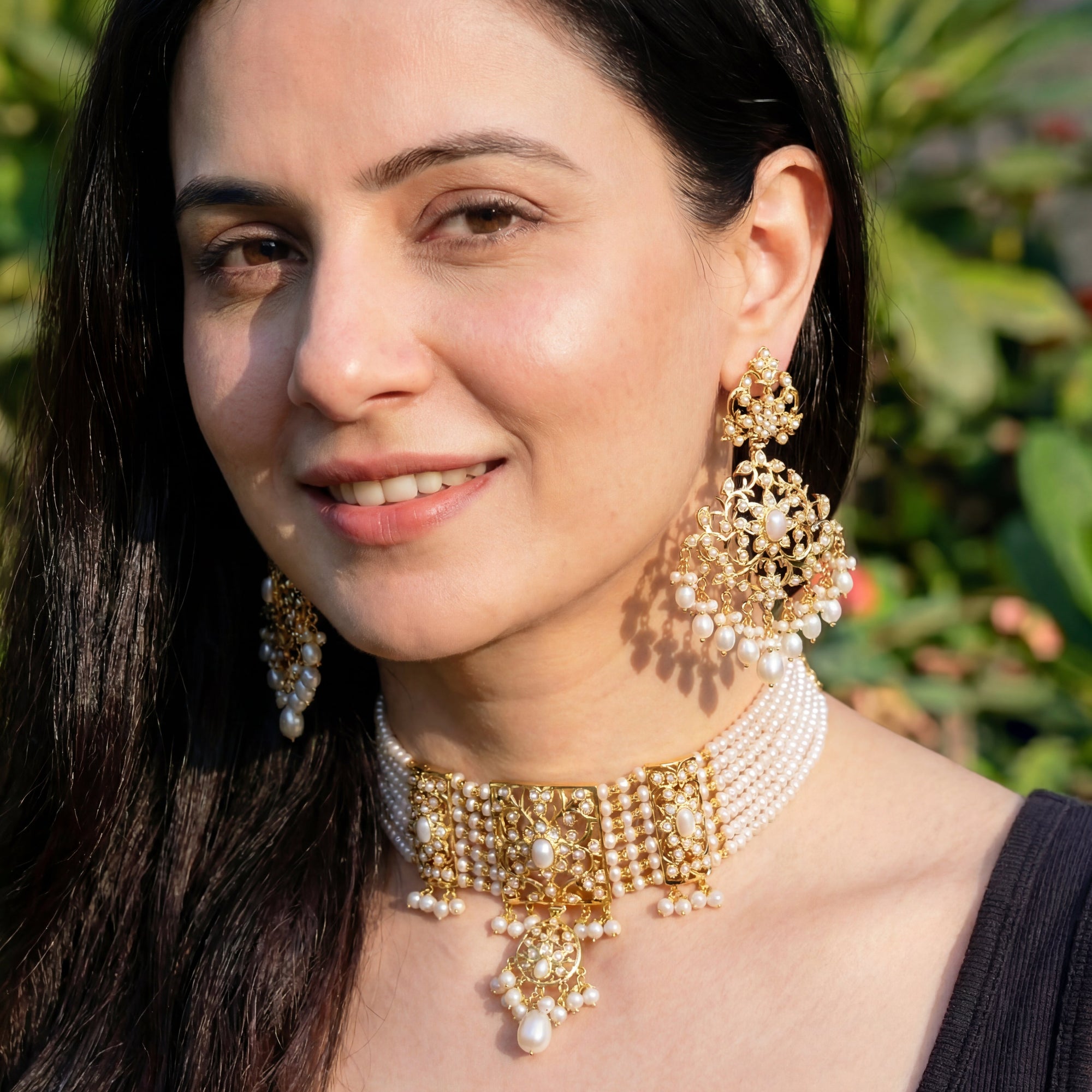 బంగారు పూతతో కూడిన చోకర్ సెట్ | సాంప్రదాయ భారతీయ జాదౌ జ్యువెలరీ ఆన్లైన్ NS 085