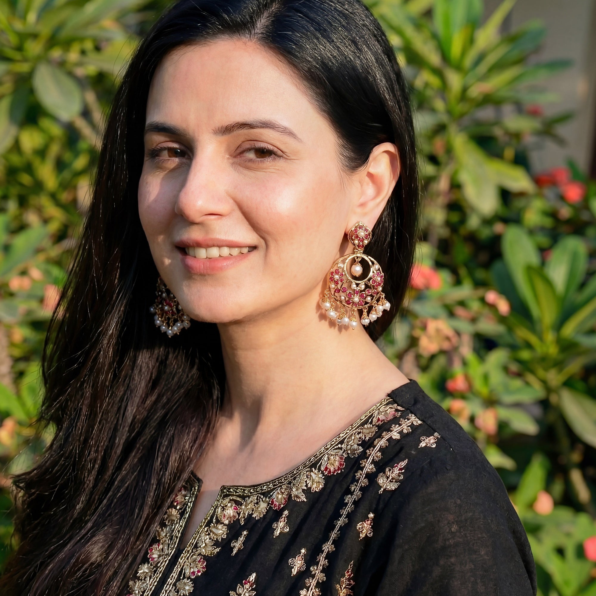 సున్నితమైన రూబీ పెర్ల్ చంద్బాలీ చెవిపోగులు | ER 646