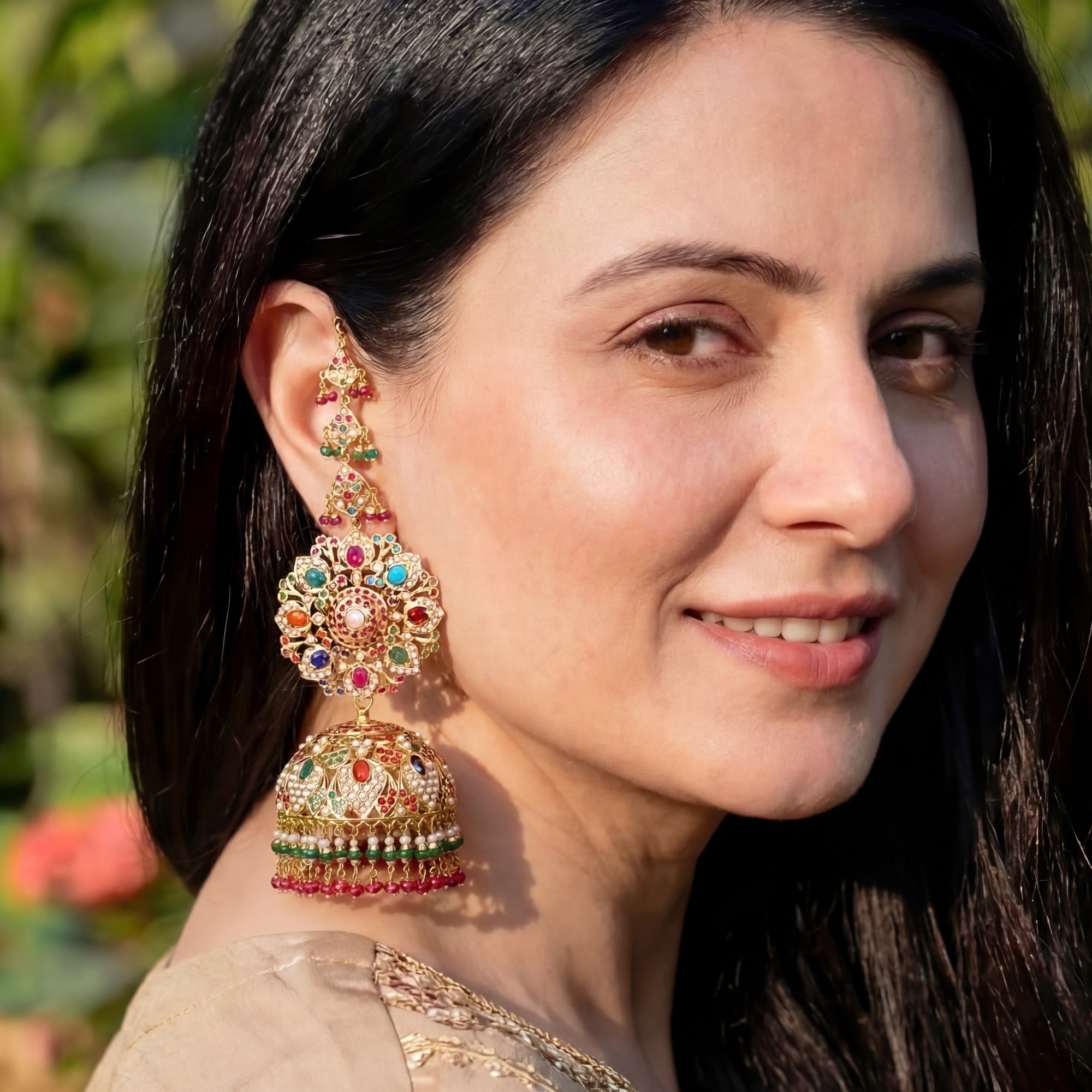 नवरत्न आभूषण | स्टेटमेंट इंडियन गोल्ड झुमके | 22k गोल्ड जड़ाऊ GER 108