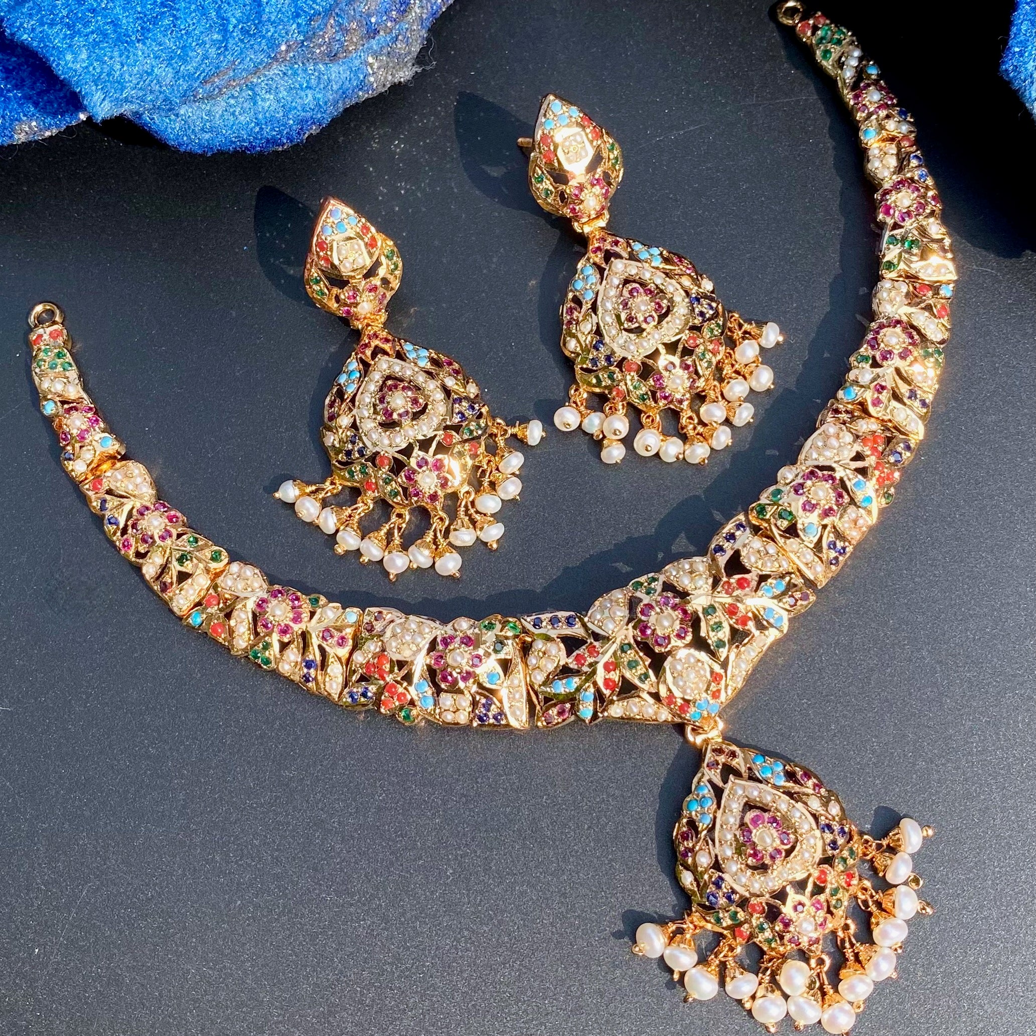 intricate navratna necklace set