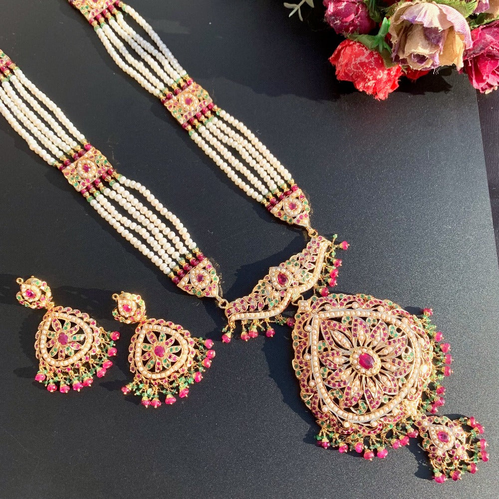 Gold rani haar designs deals with price tanishq