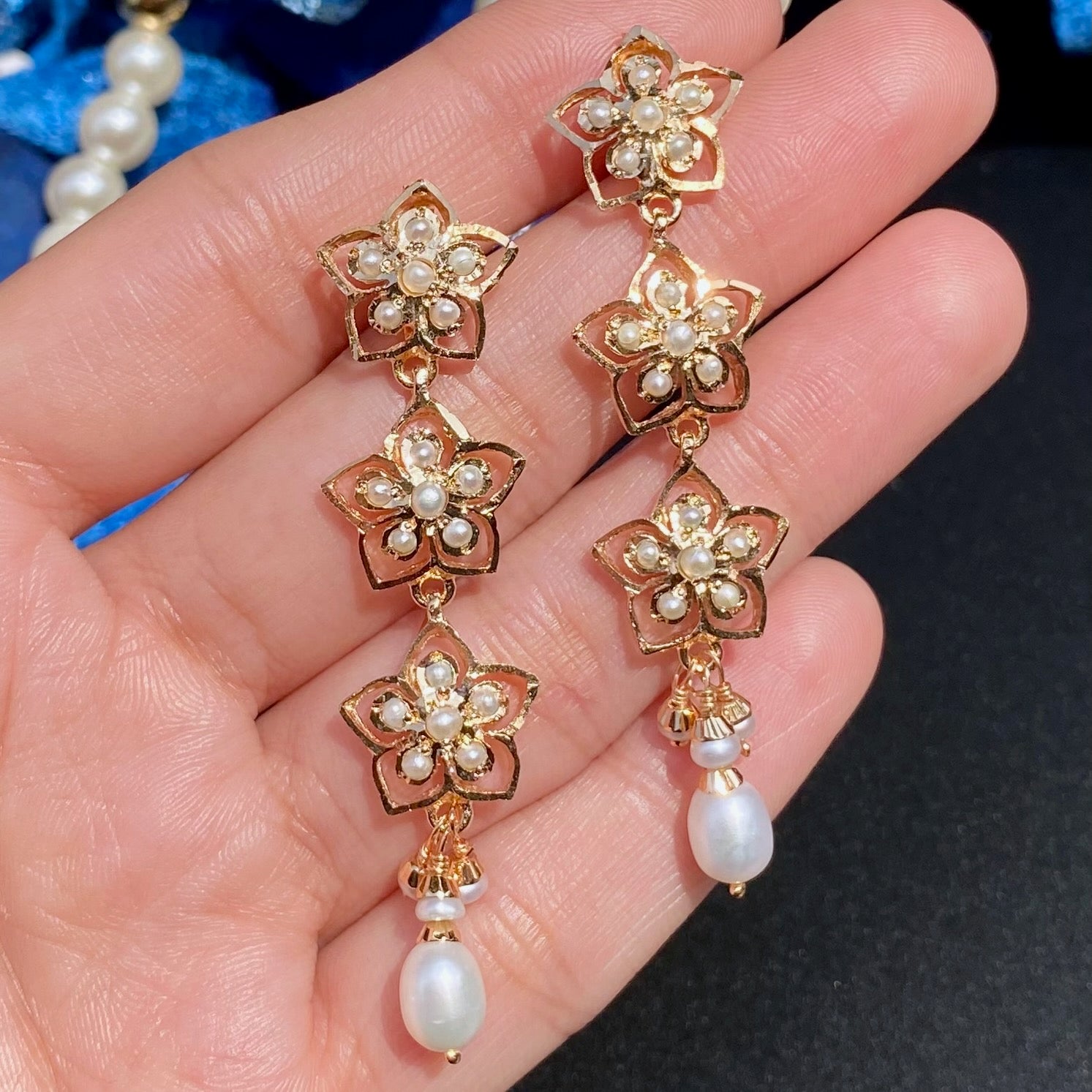 delicate pearl necklace set
