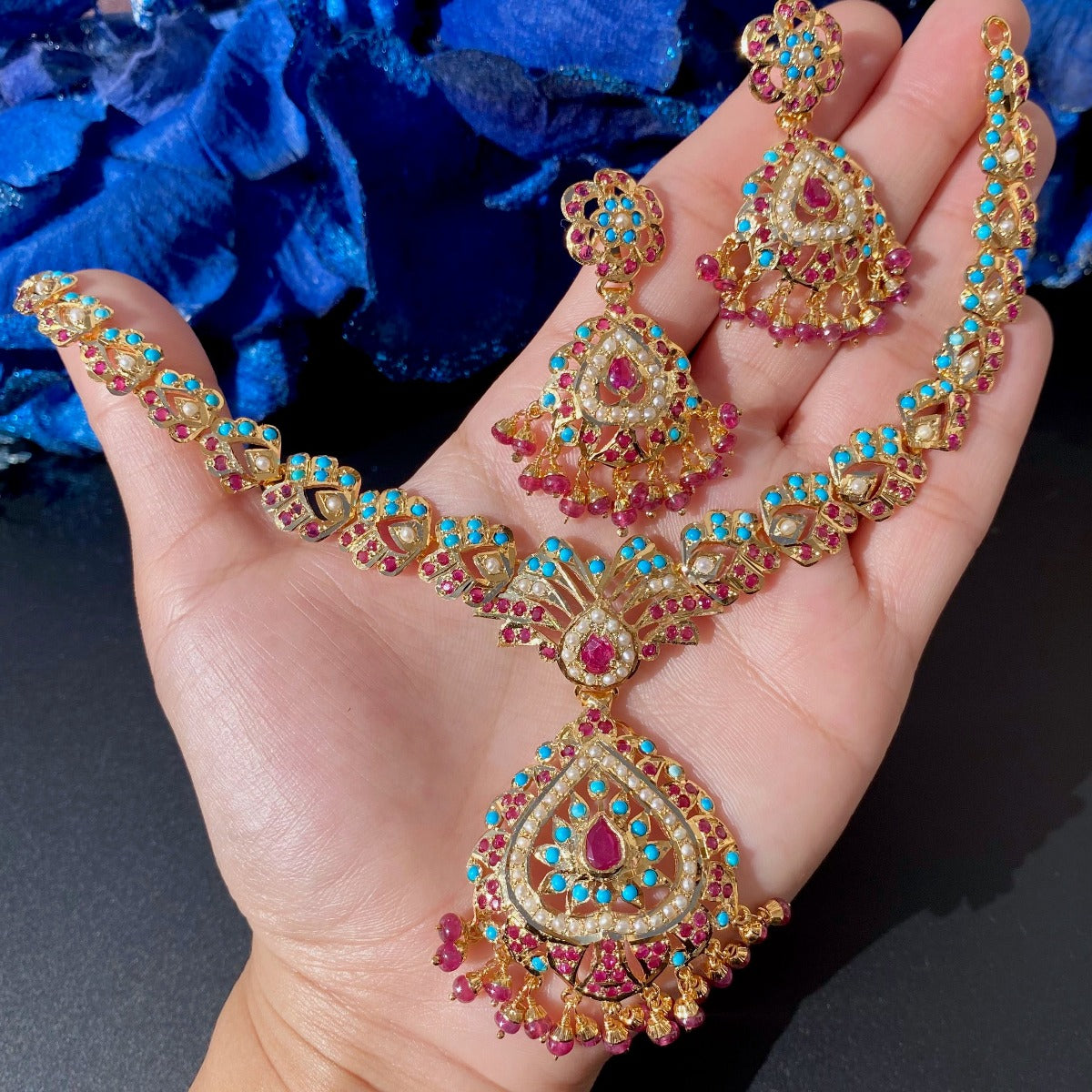 traditional indian necklace