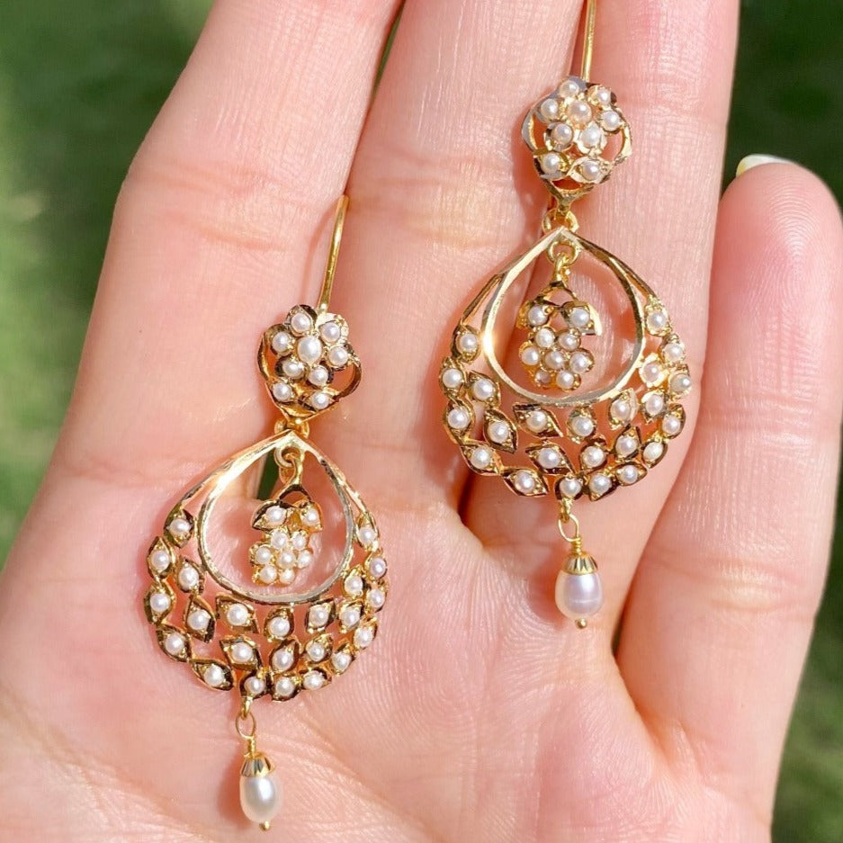 Chandbalis gold store earrings