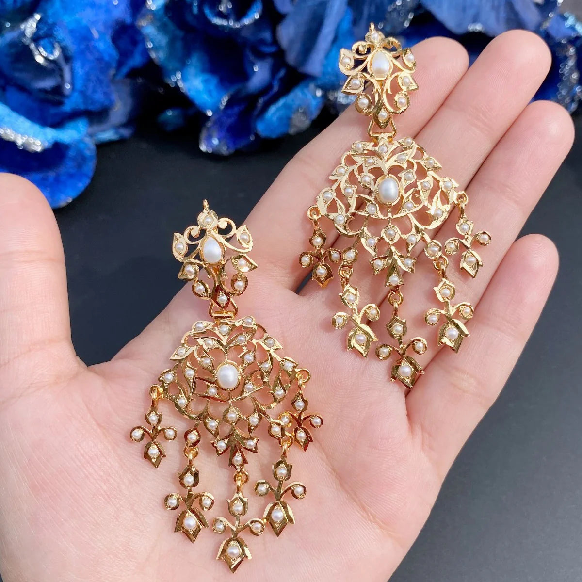 earrings with antique looks