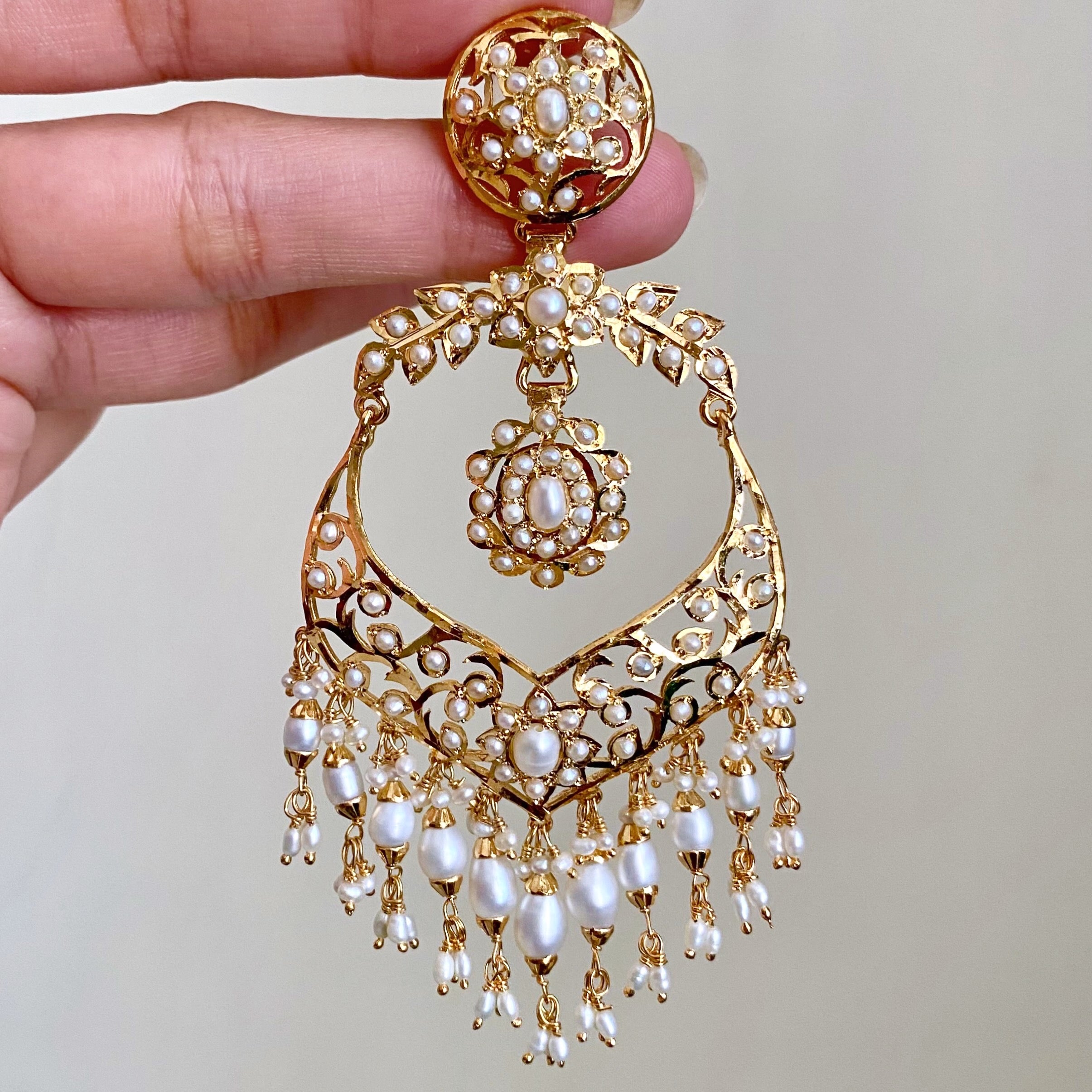 statement pearl chandbali jadau
