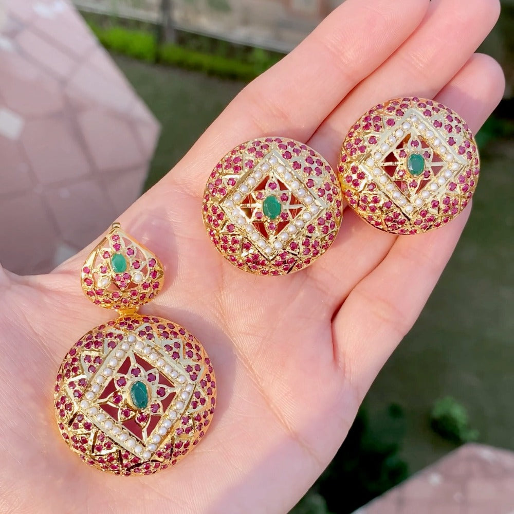 gold coated pendant set