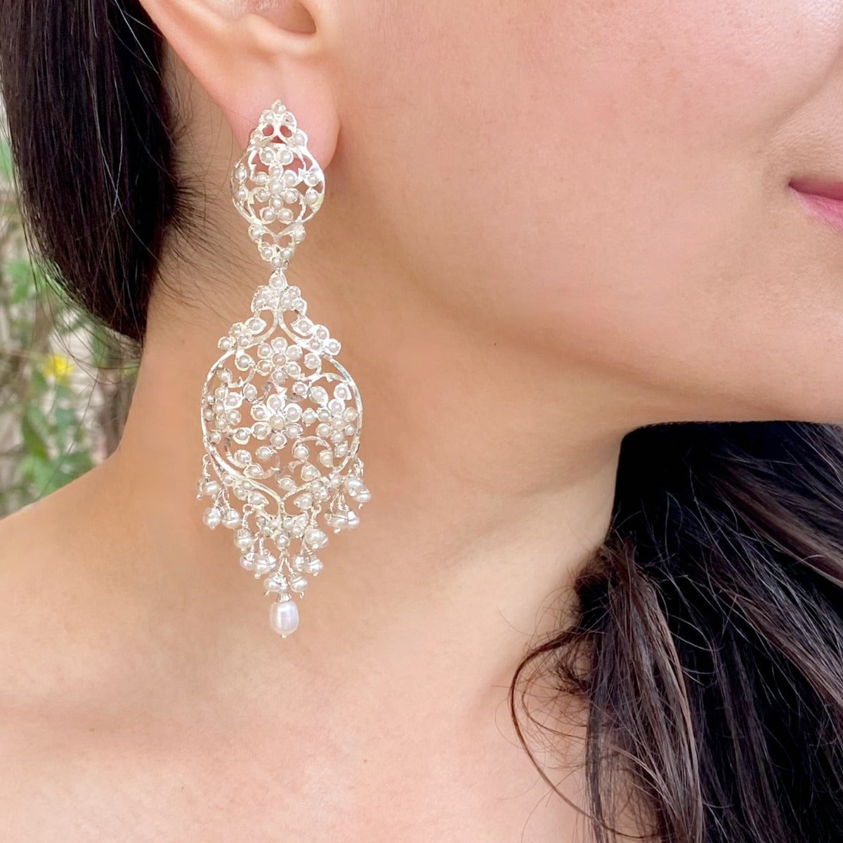 pearl earrings