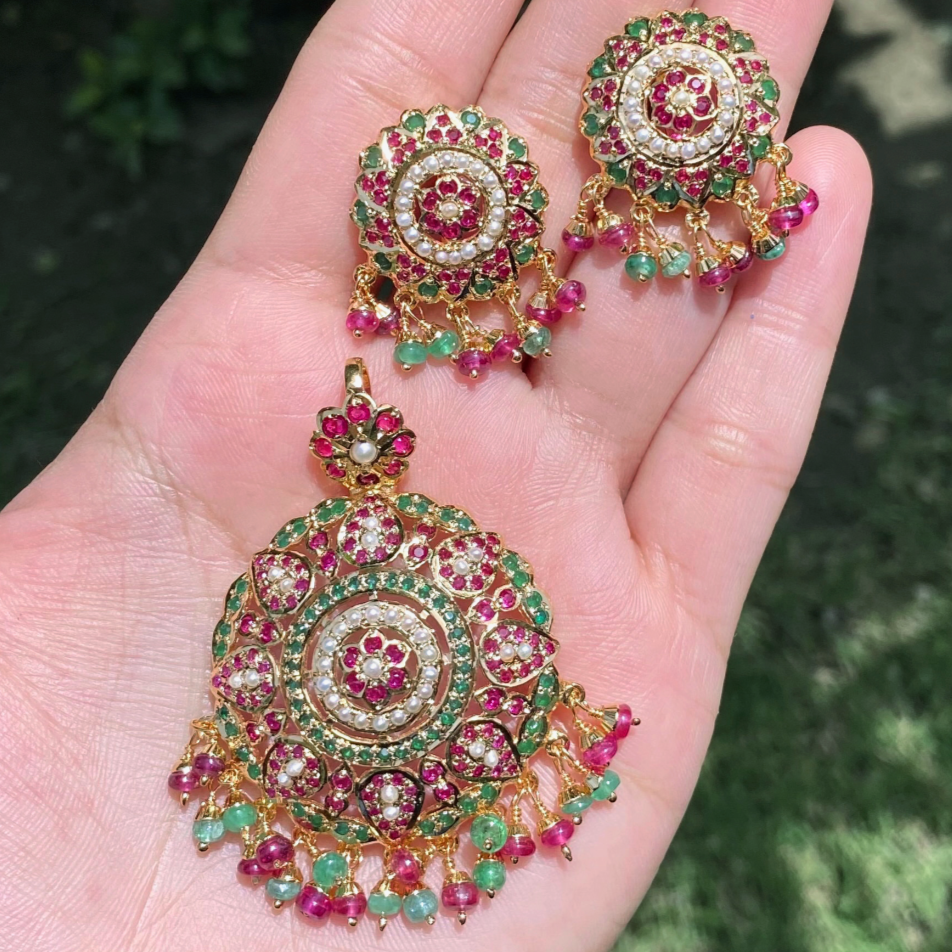 ruby emerald pendant set in usa