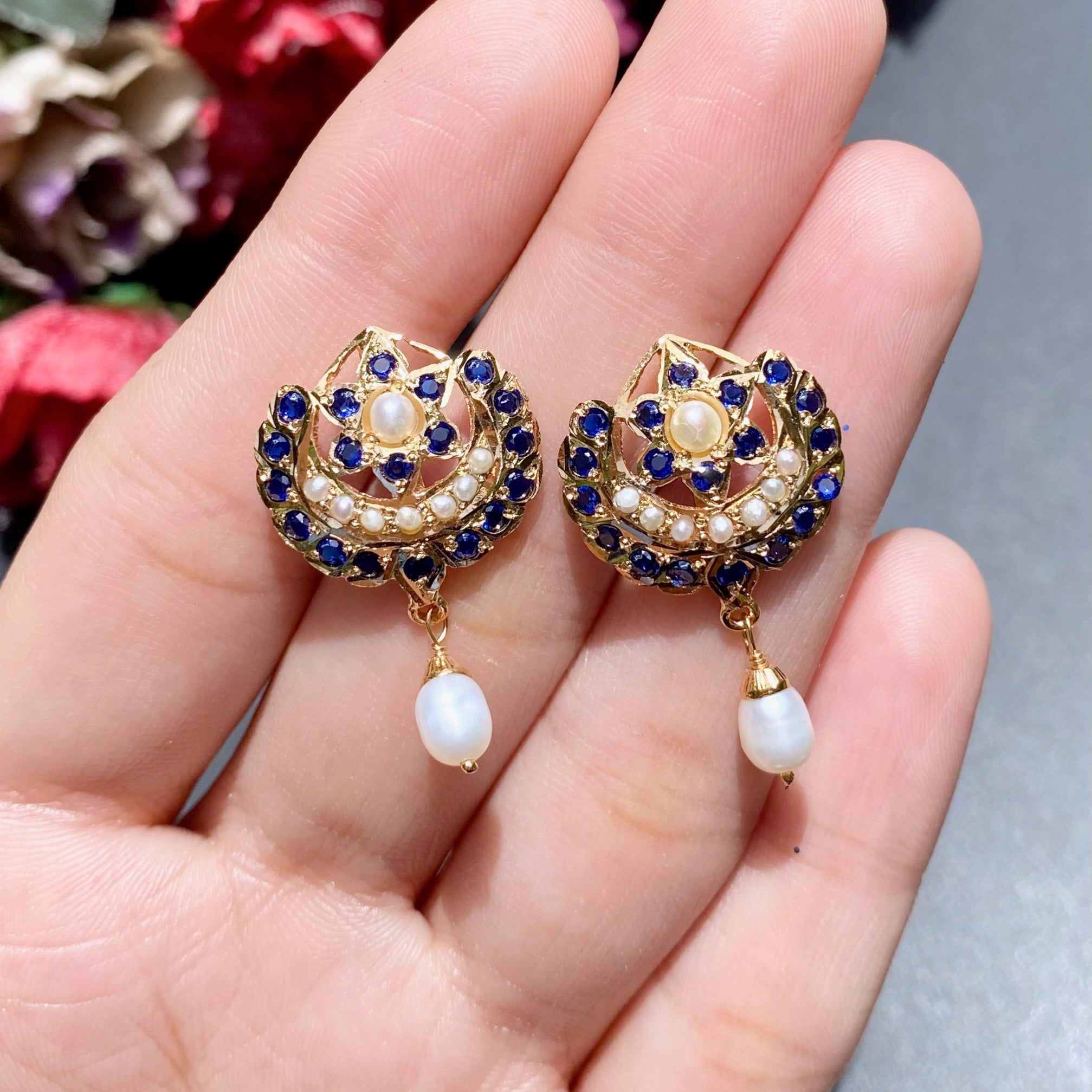 blue sapphire studs