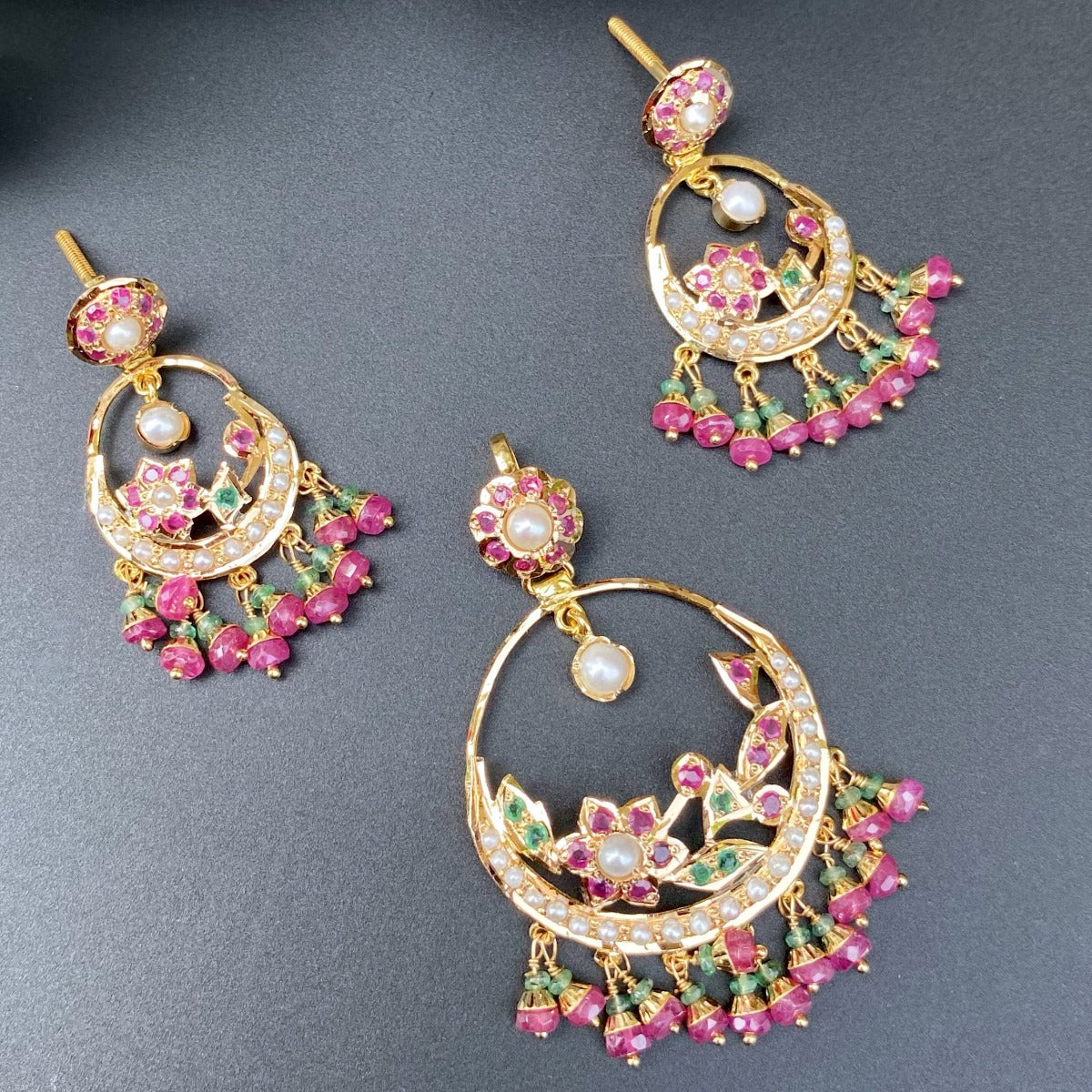 Multicoloured Jadau Pendant with Delicate Chandbali Earrings in Hallmarked 916 Gold GPS 051