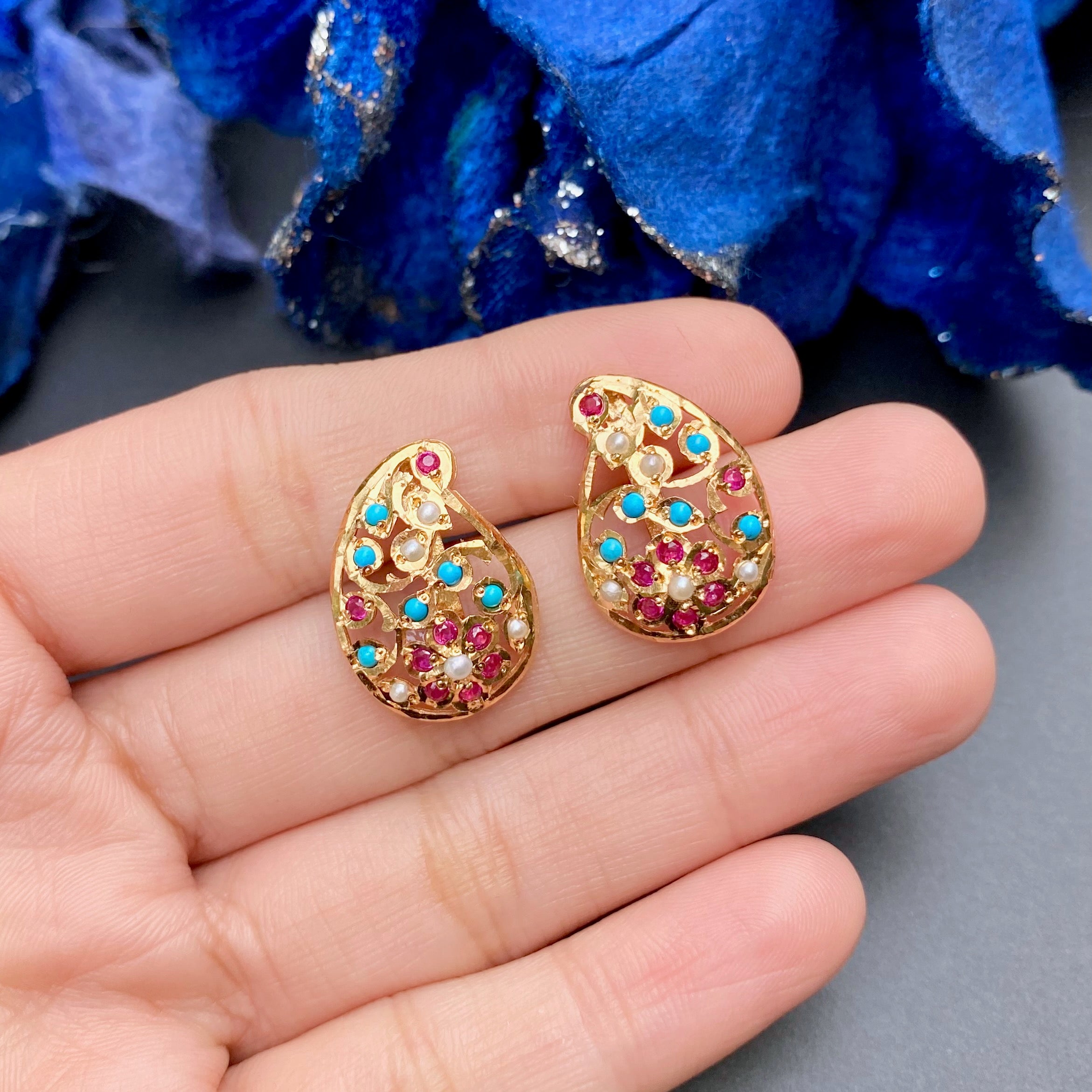 classy stud earrings