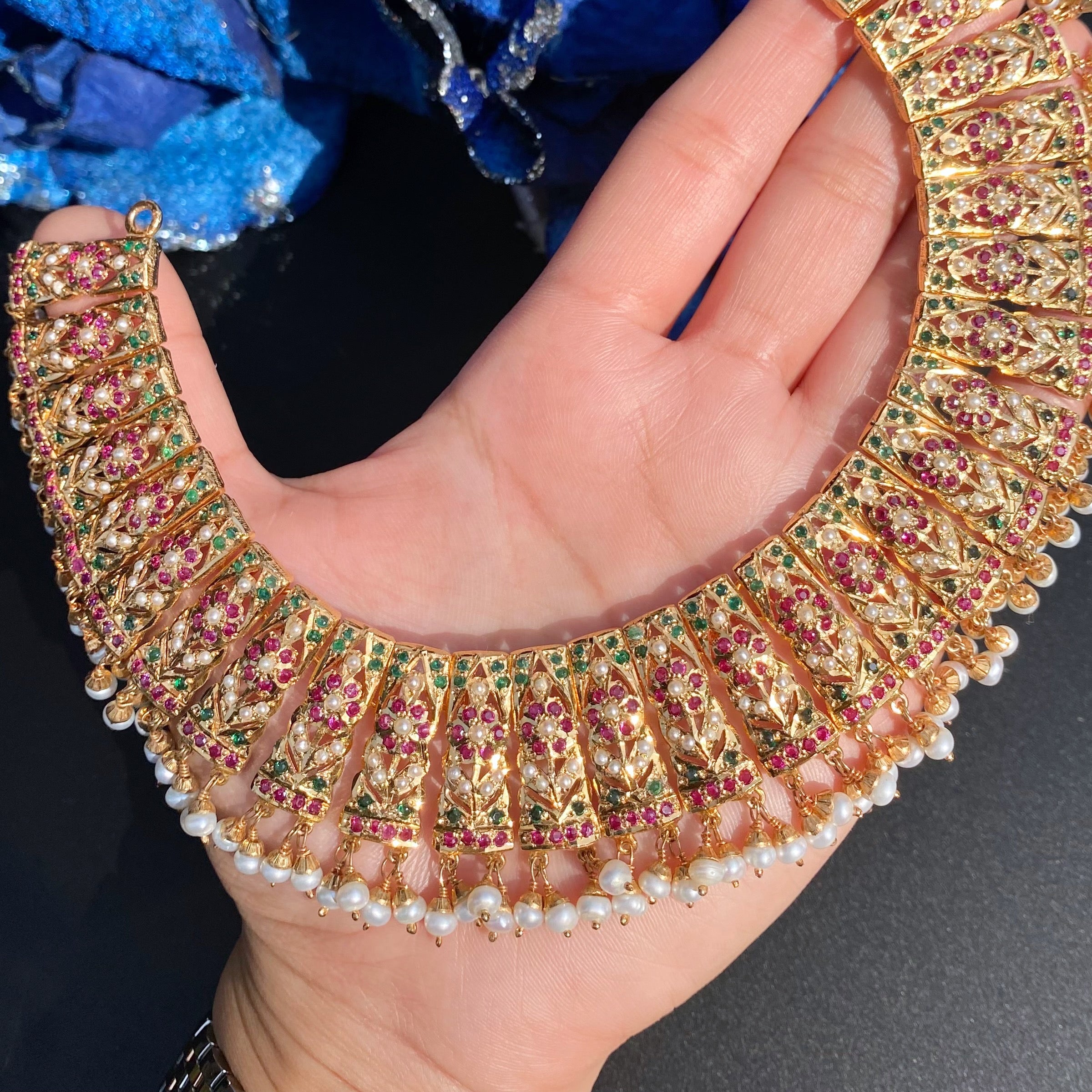 traditional jadau guluband necklace