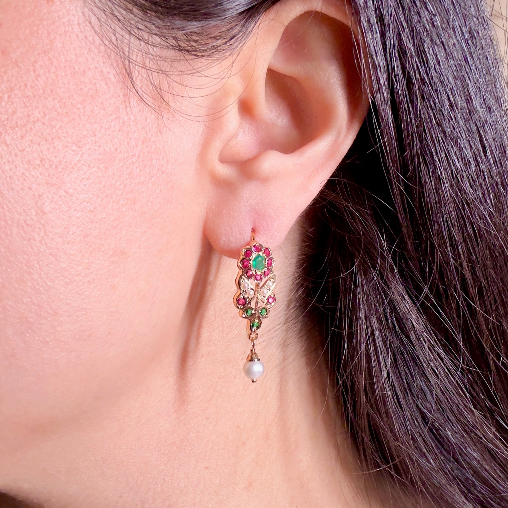 small earrings with fish hook