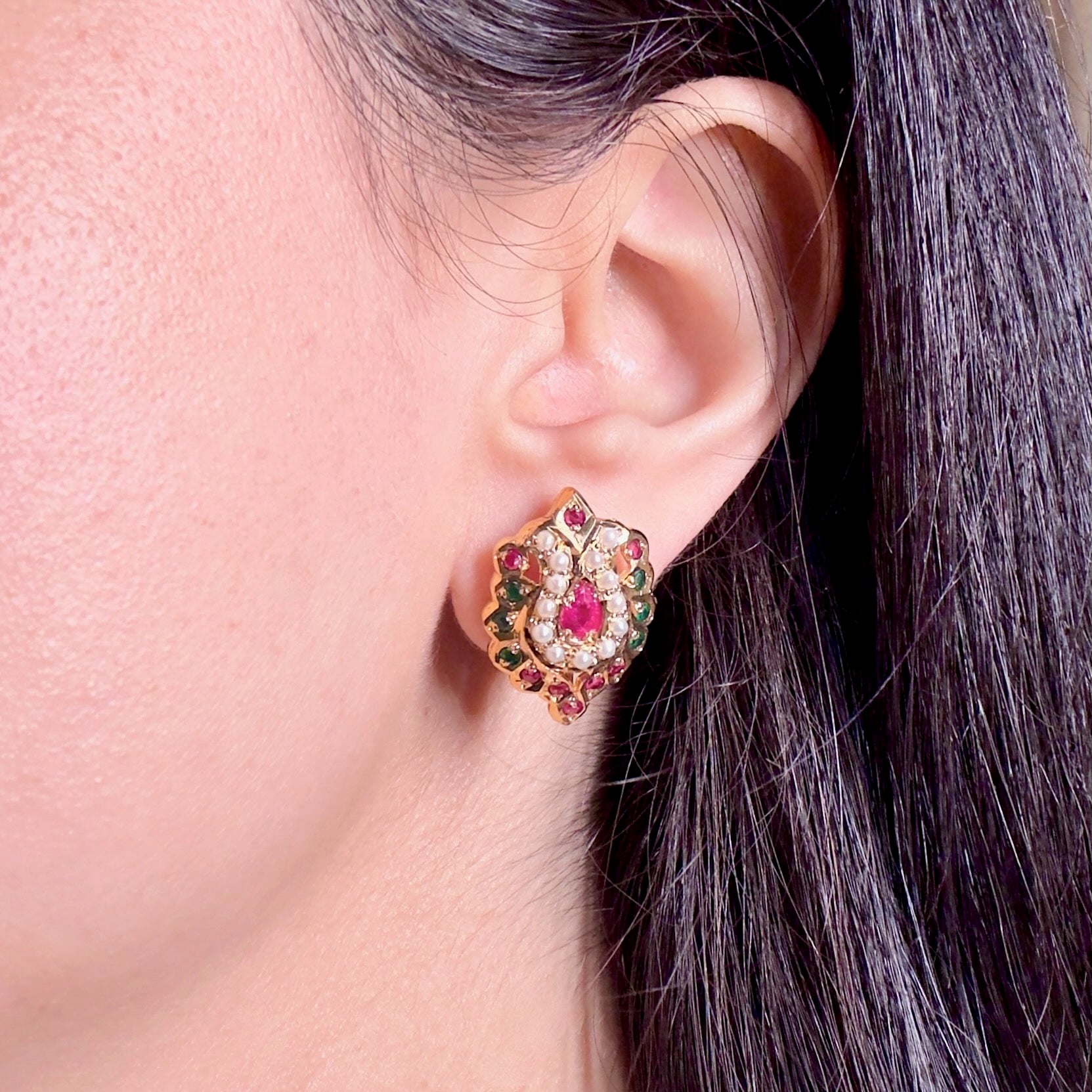 simple sober jadau studs