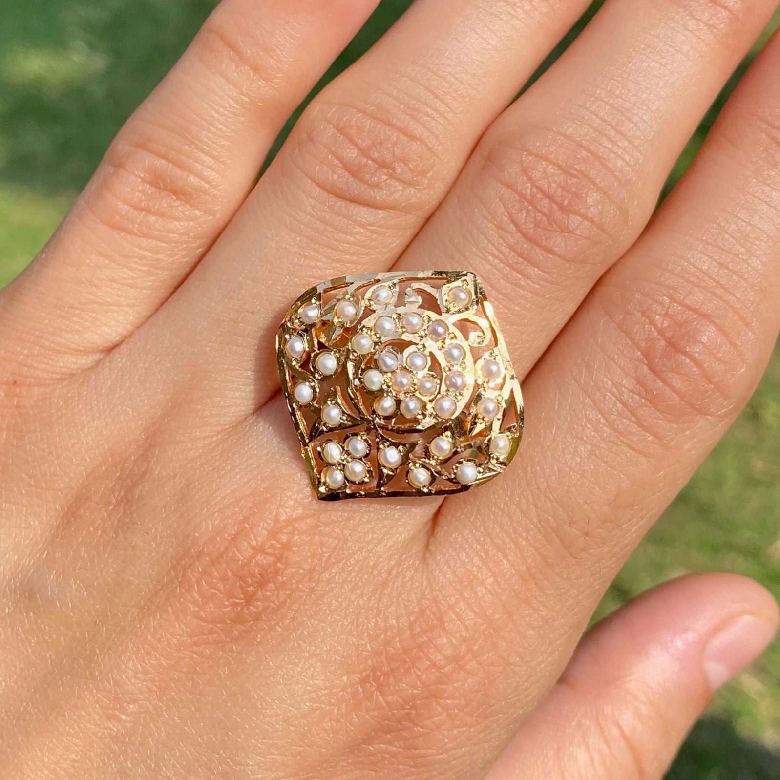 Pearl Statement Jadau Ring | LR 117