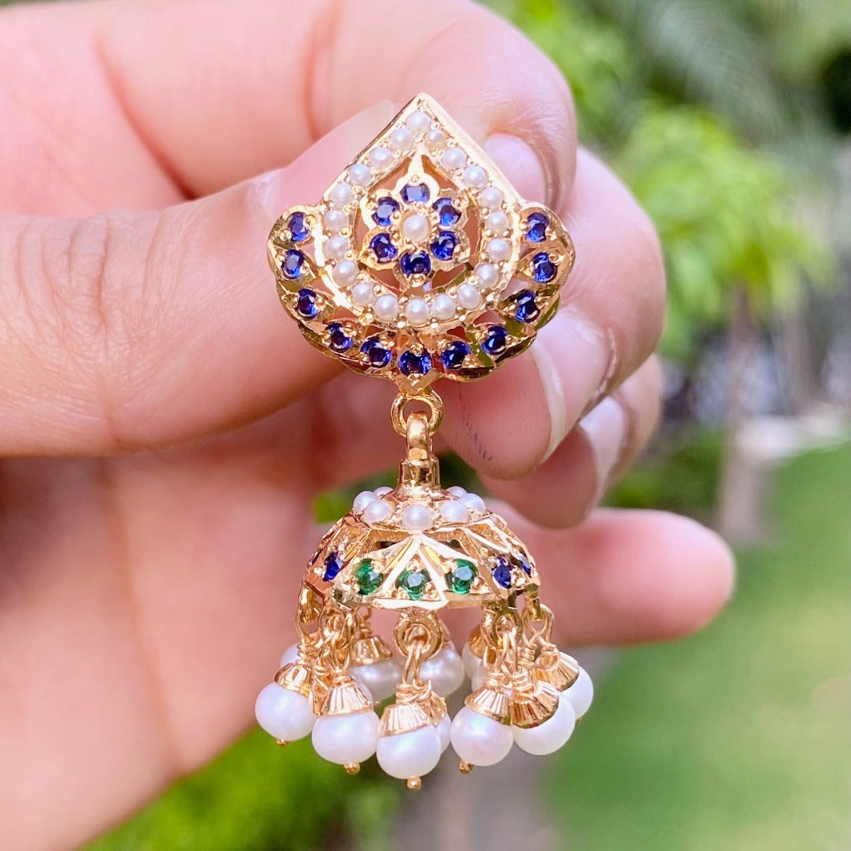gold plated kundan jhumka