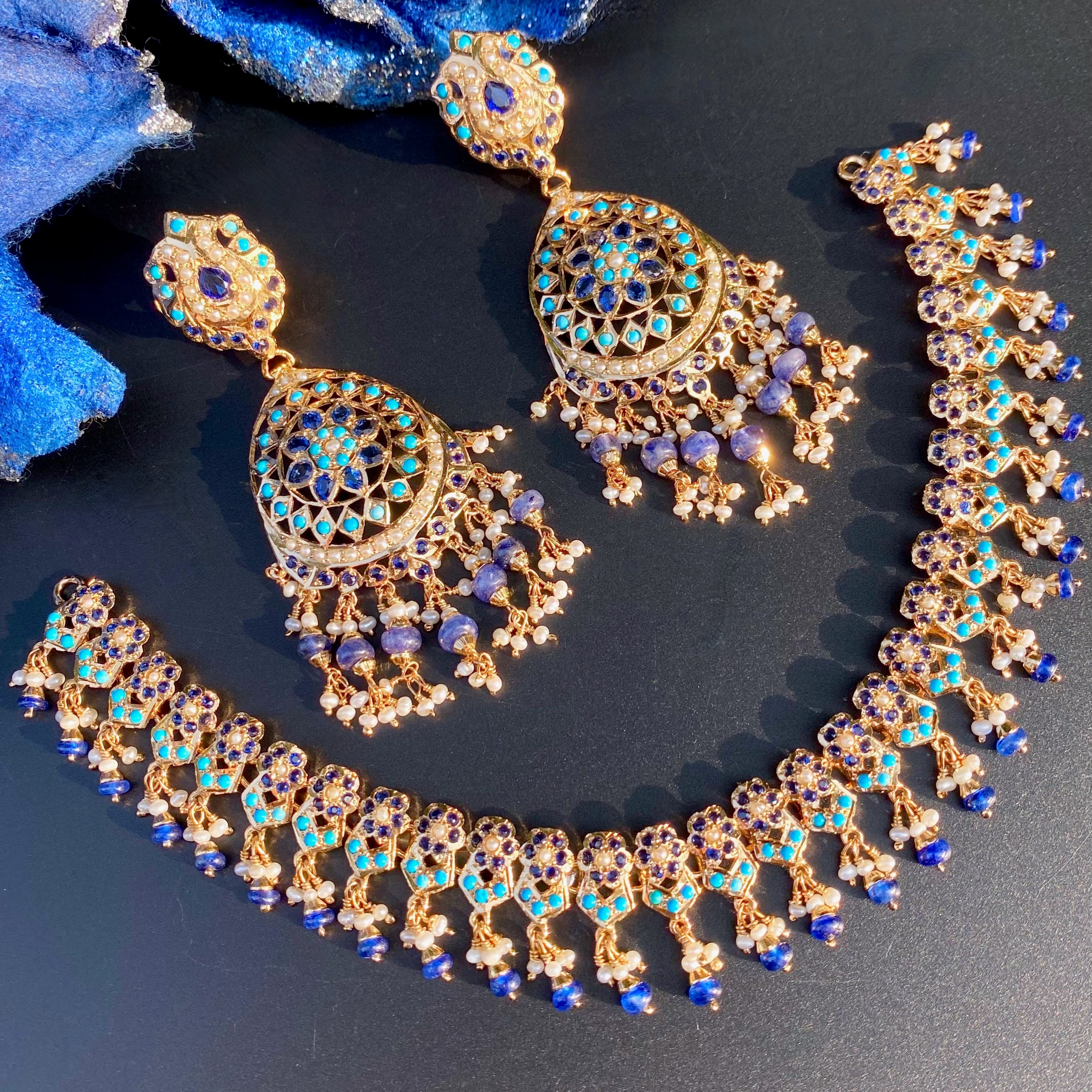 latest jadau necklace set design