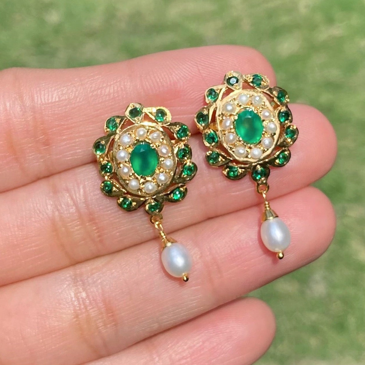 Emerald Pearl Jadau Stud Earrings | Gold Plated on Silver ER 736