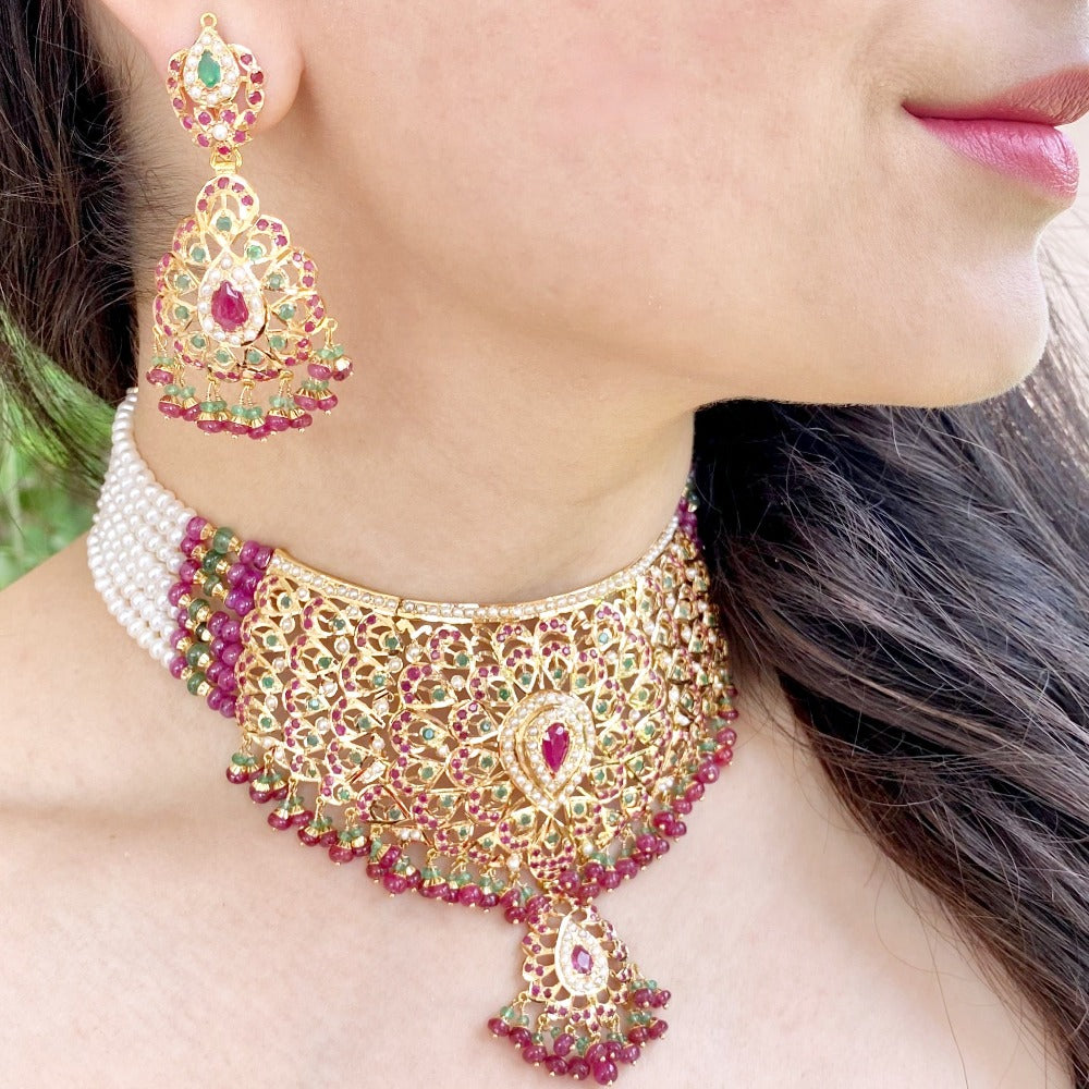 Bridal-wear Mughal Choker Necklace Set in 22ct Gold GNS 107