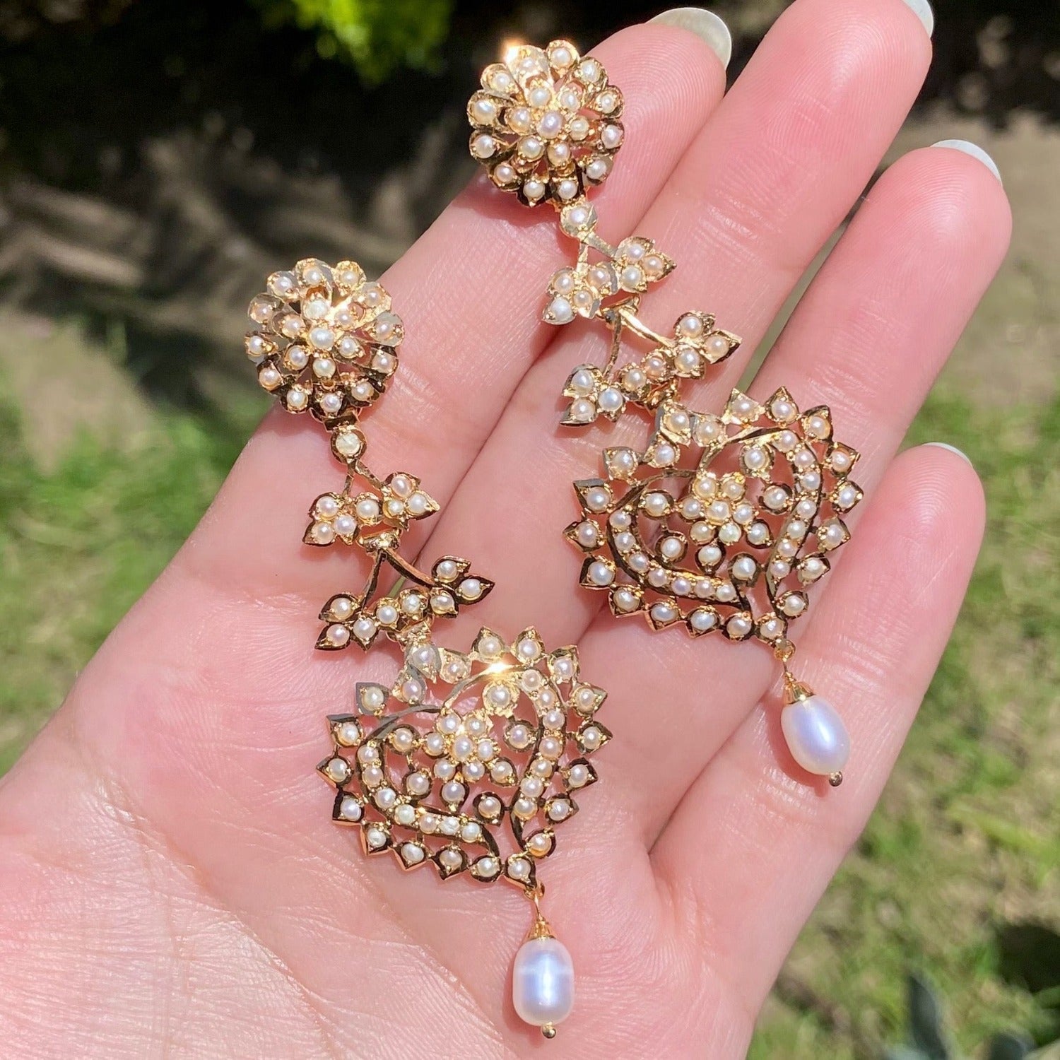 Pearl drop earrings