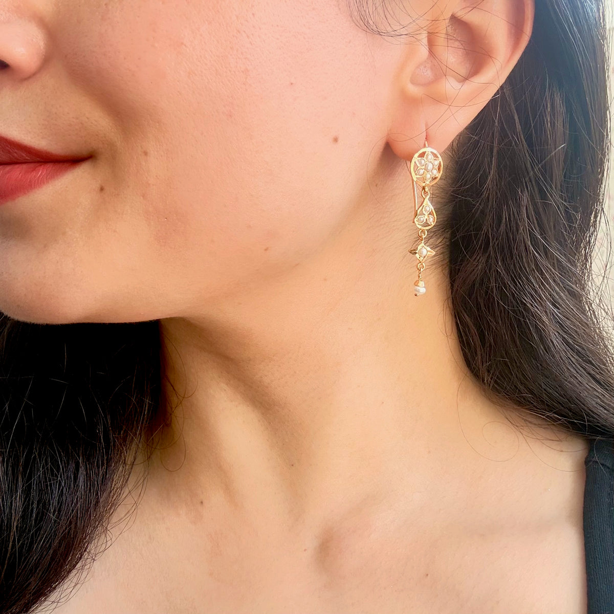 Minimal Pearl Floral Drop Earrings ER 784