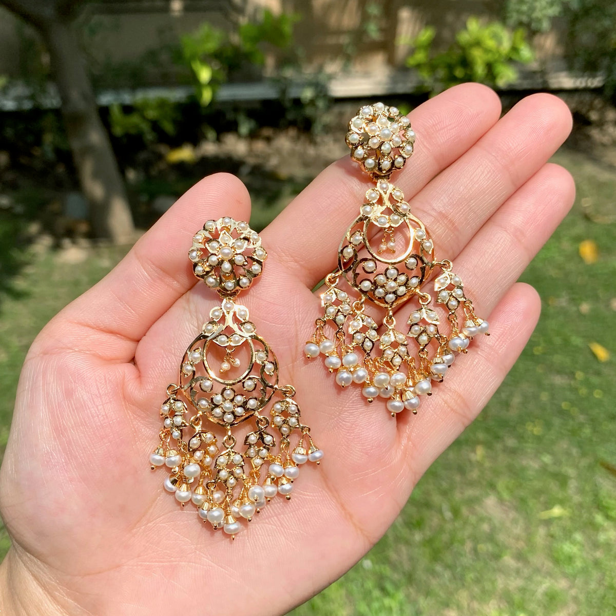 Pearl Jadau Dangler Earrings in Gold-Plated Silver ER 792
