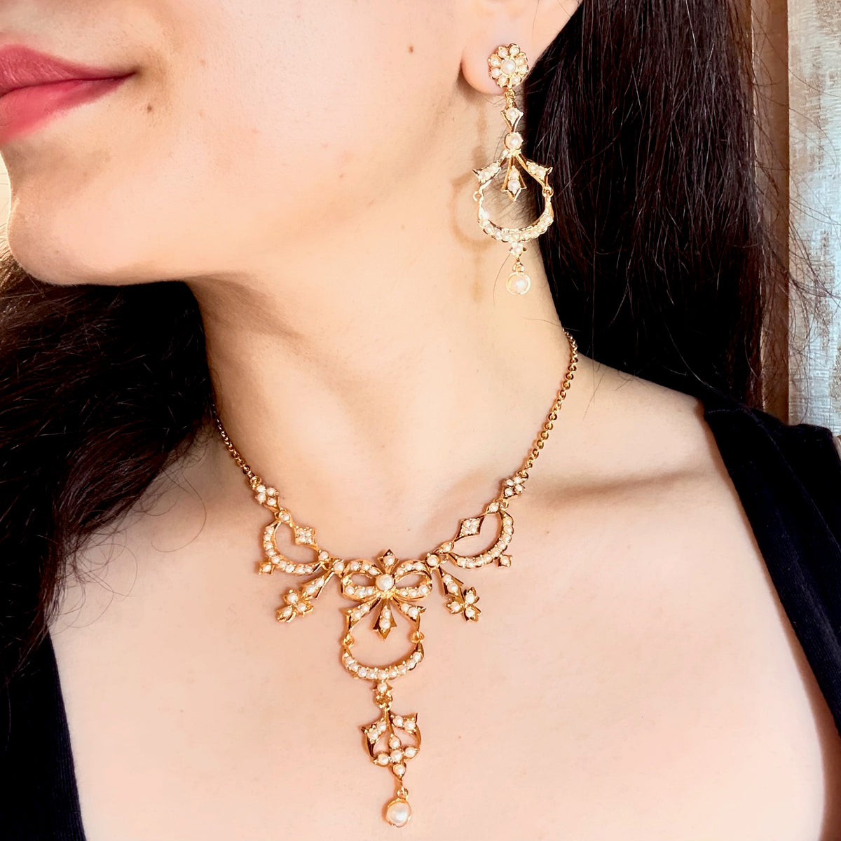 Freshwater Seed Pearl Bow & Crescent Necklace Set in Gold-Plated 925 Silver NS 484