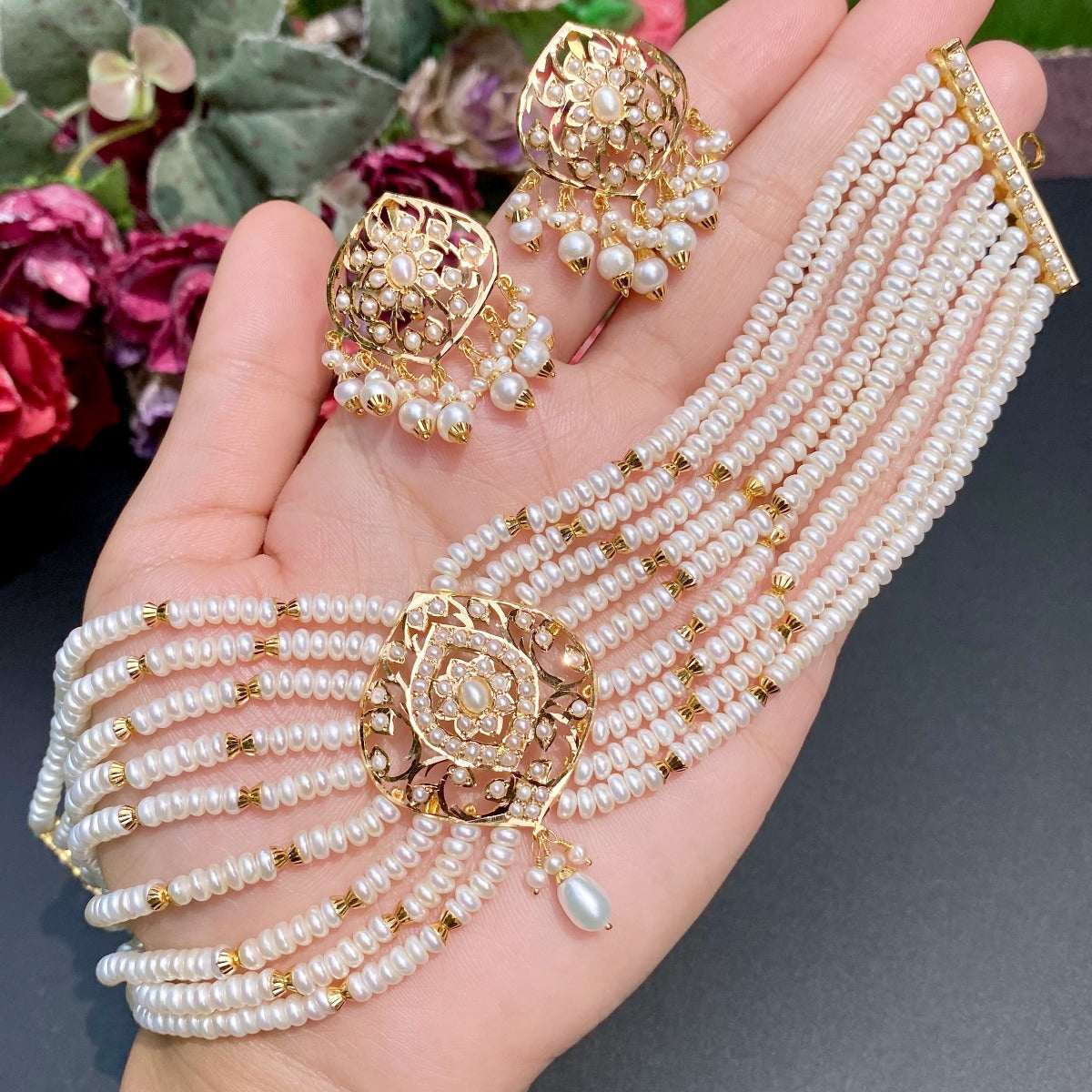 party wear pearl choker in 22k hallmark gold under 1.5 lakhs