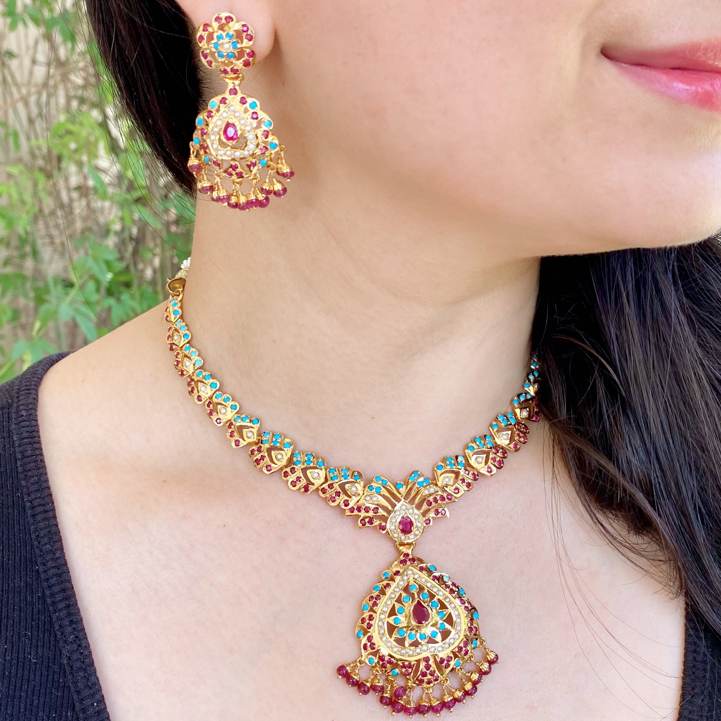jadau neckalce set gold polished