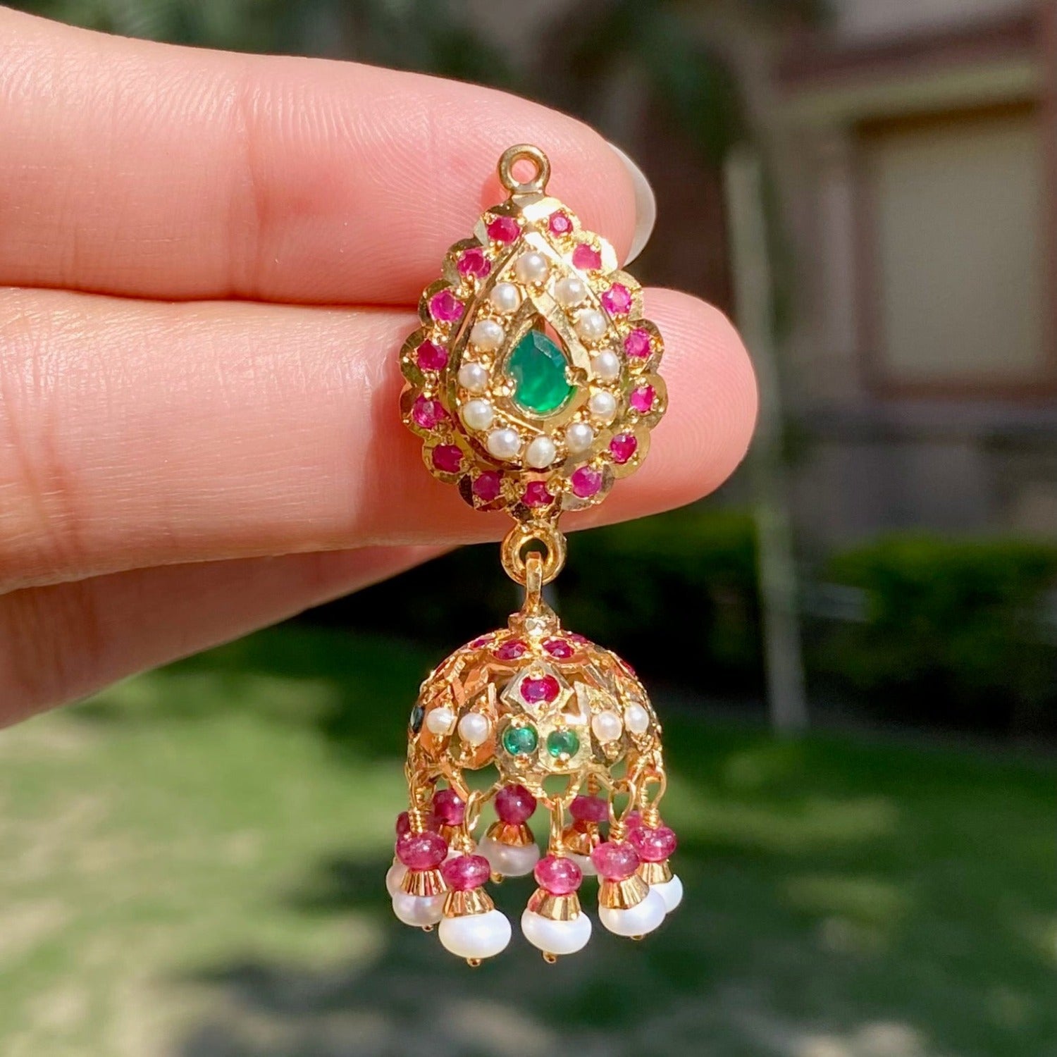 JADAU JHUMKI