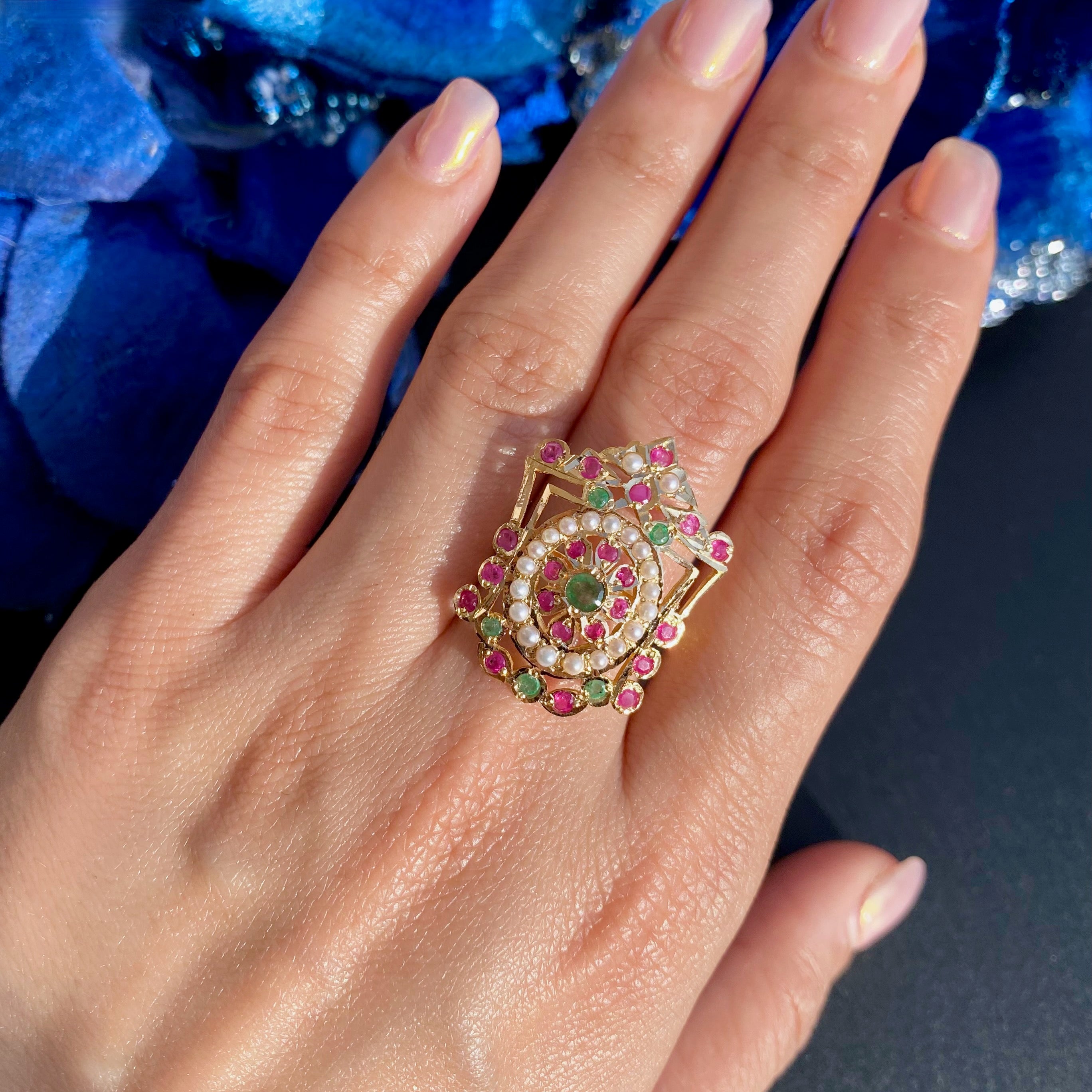 gold ring ruby emerald