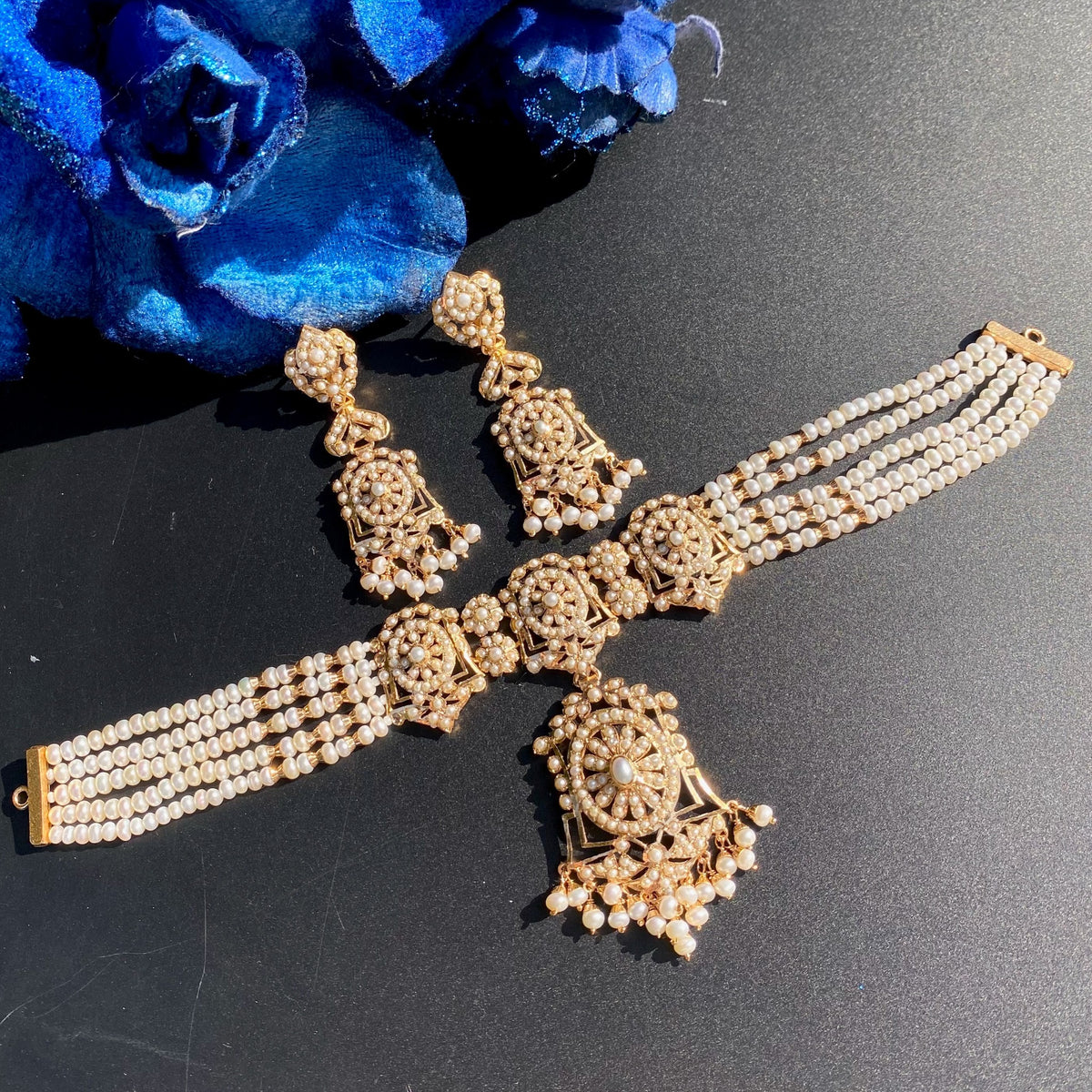 NS 516 complete Edwardian-style pearl choker set with five pearl strands, floral panels, a drop pendant and matching long earrings
