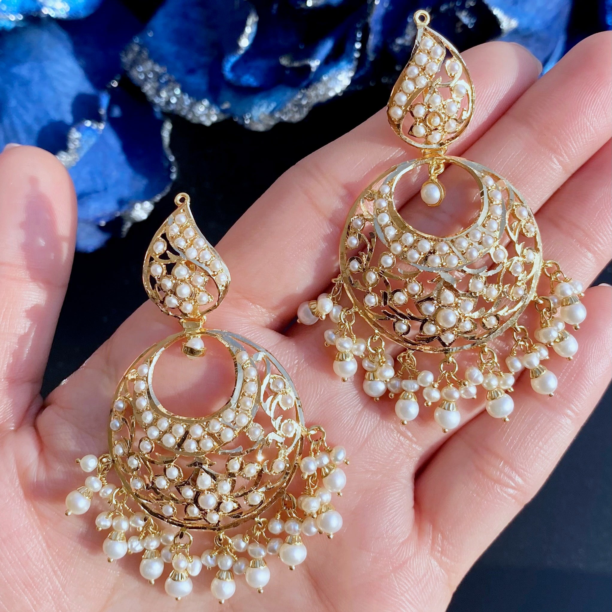 pearl set on gold