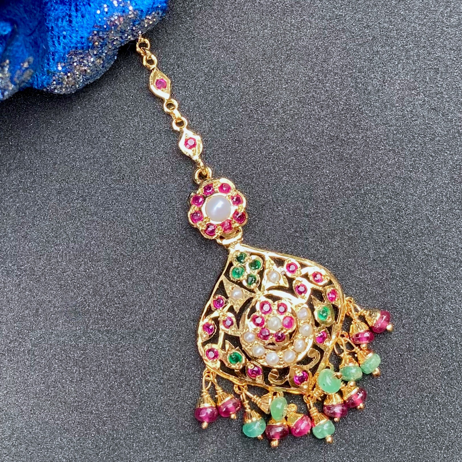 ruby emerald jadau maang tikka
