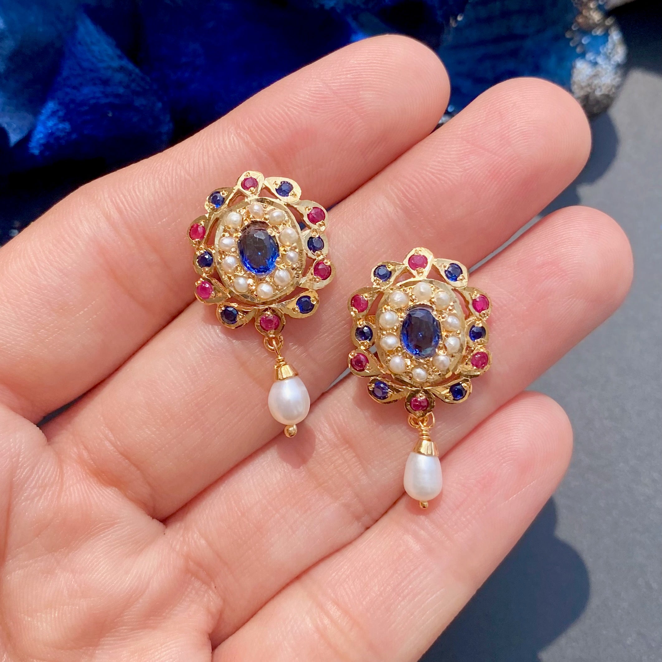 beautiful stud earrings
