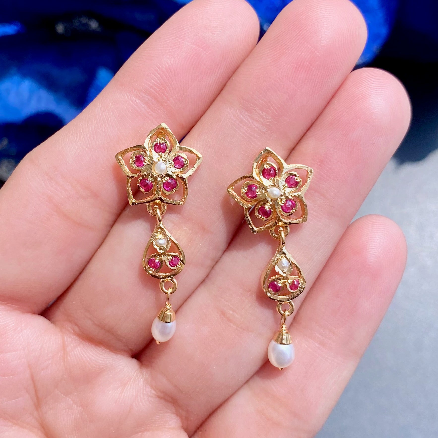 trendy jadau earrings