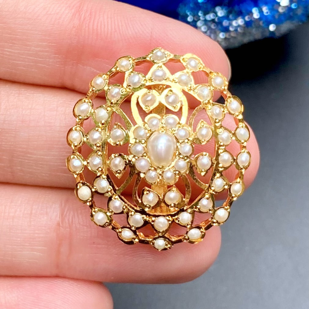moti stud earrings